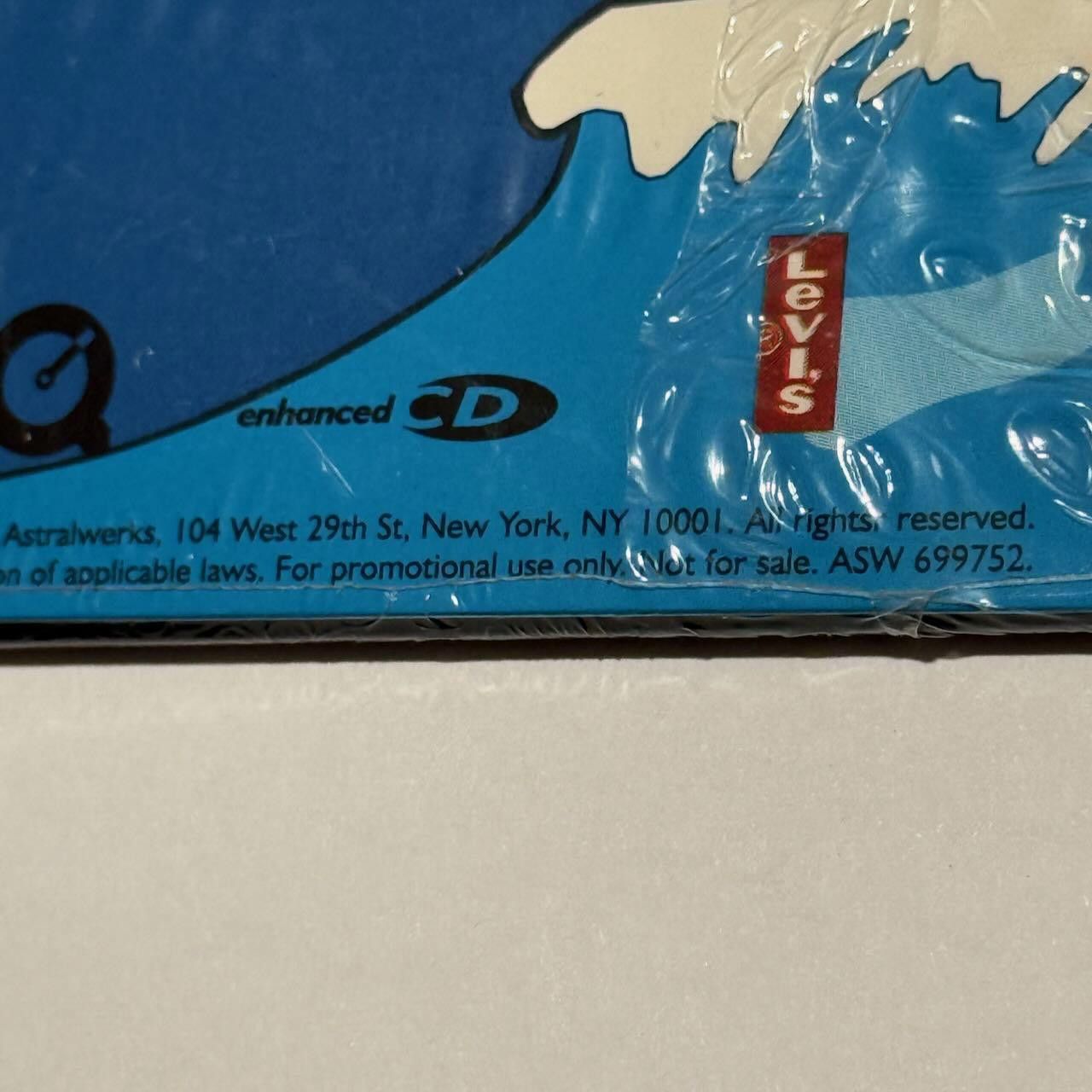 Levi's VTG Astralwerks Sampler 2001 V1 Enhanced CD Fatboy Slim RARE Size ONE SIZE - 4 Thumbnail
