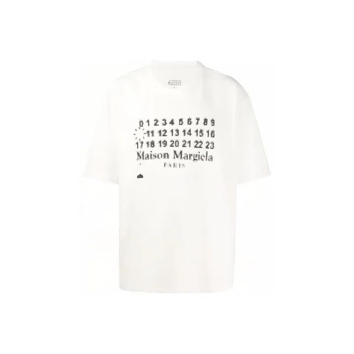 Maison Margiela Maison Margiela White Logo Print Short Sleeve T-Shirt 0079 Size L / US 10 / IT 46 - 1 Thumbnail