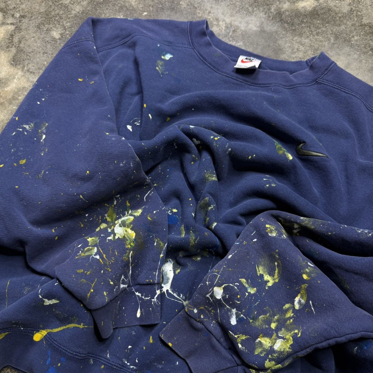 Nike vintage nike 90s painter baggy navy blue sweatshirt Size US XXL / EU 58 / 5 - 2 Thumbnail