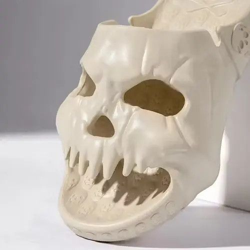 Designer × Japanese Brand Skull slippers Size US 10 / EU 43 - 4 Thumbnail
