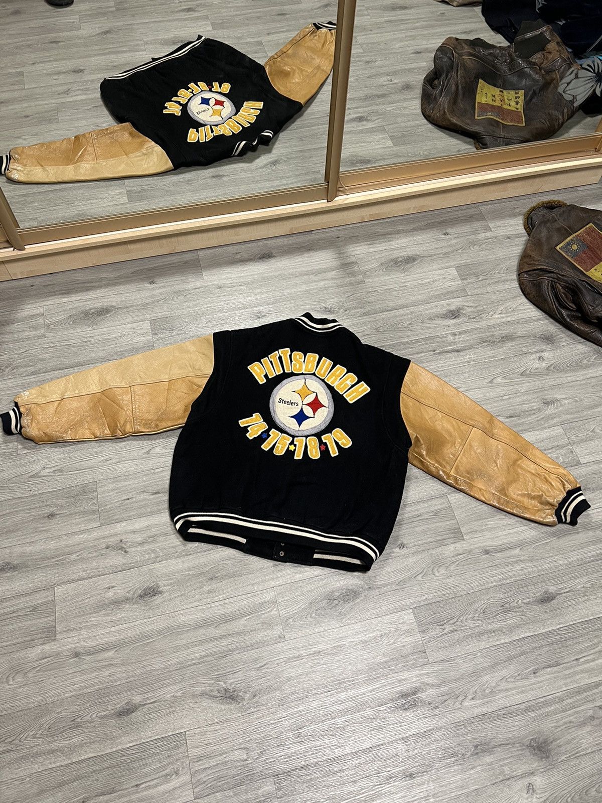 NFL Throwback Pittsburgh Steelers NFL 1995 bomber leather jacket Size US L / EU 52-54 / 3 - 9 Thumbnail