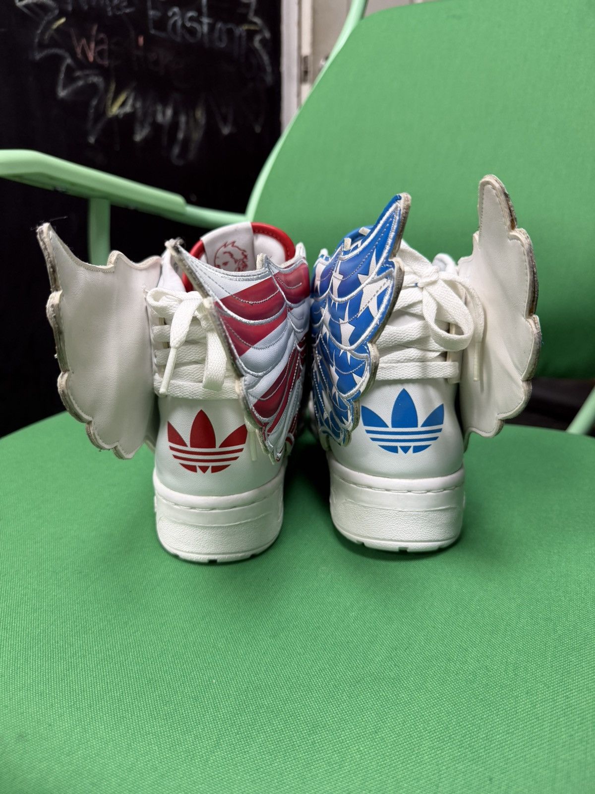 Adidas × Jeremy Scott Adidas Jeremy Scott Wings 2.0 Stars and Stripes Size US 11.5 / EU 44-45 - 5 Thumbnail