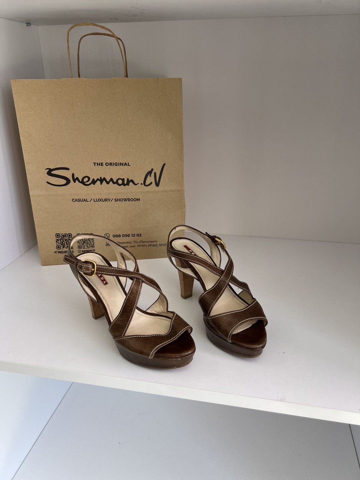 Prada × Vintage Vintage PRADA BROWN LEATHER STRAPPY PLATFORM HEELS SANDALS Size US 7 / IT 37 - 2 Thumbnail