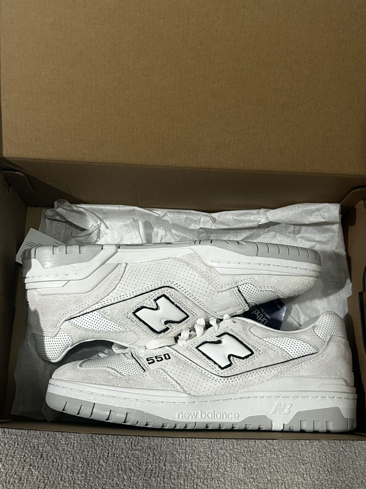 New Balance New Balance 550 White/Gray Size US 10.5 / EU 43-44 - 7 Thumbnail