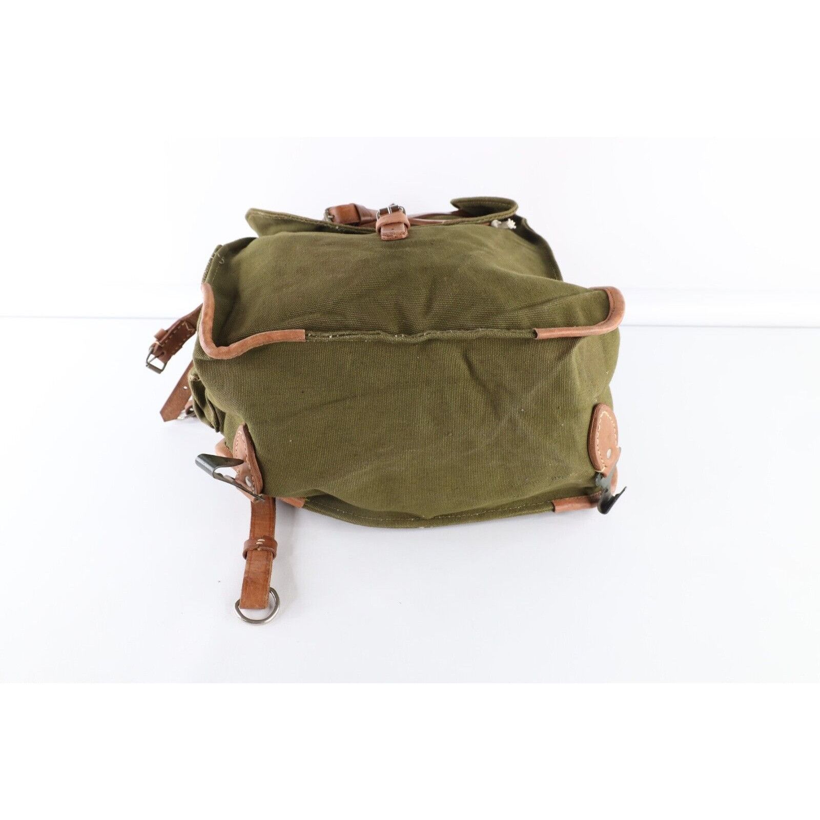 Vintage Vintage Romania Military Heavyweight Leather Trim Canvas Bag Size ONE SIZE - 8 Thumbnail