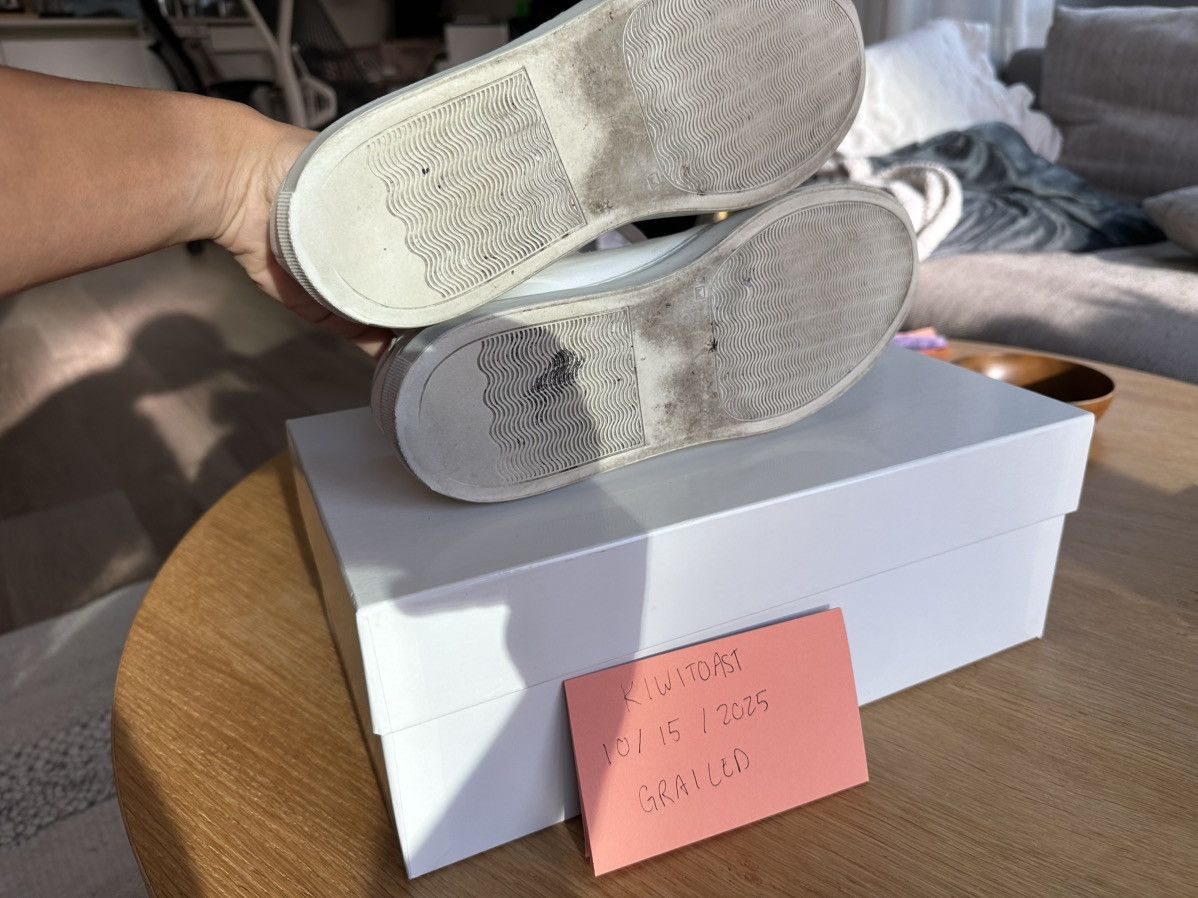Common Projects Common Projects Achilles Low Size IT40 Size US 7 / EU 40 - 5 Thumbnail