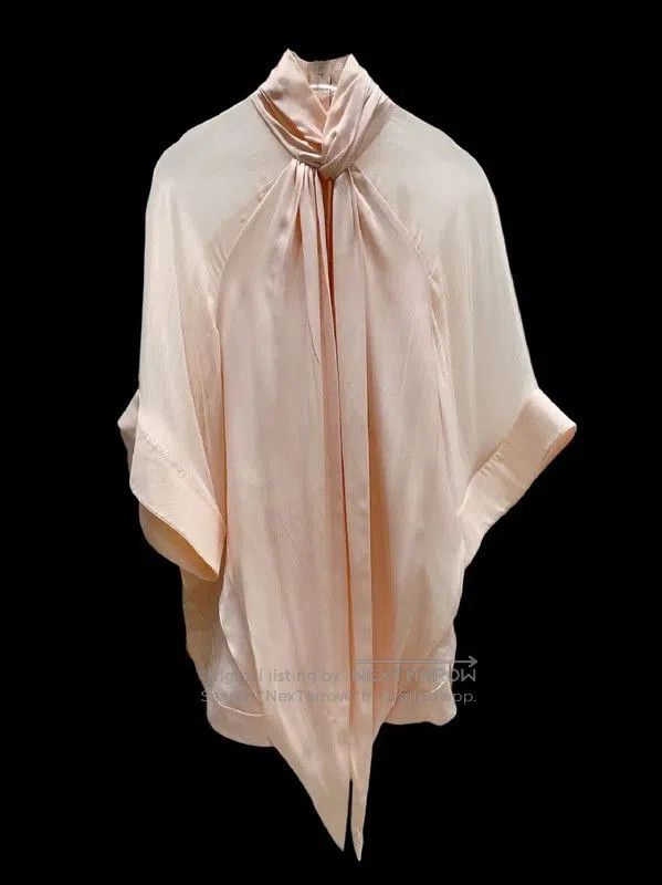 Givenchy Givenchy Silk Blouse in Light Pink for Summer . Size S / US 4 / IT 40 - 1 Thumbnail