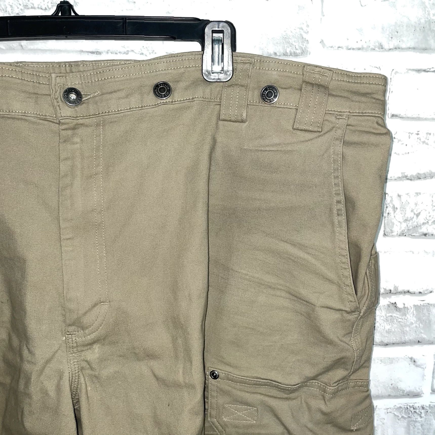 CO Duluth Trading Co Cargo Shorts Mens Size 46 Cotton Brown Cargo 46 Mens Size US 30 / EU 46 - 2 Thumbnail