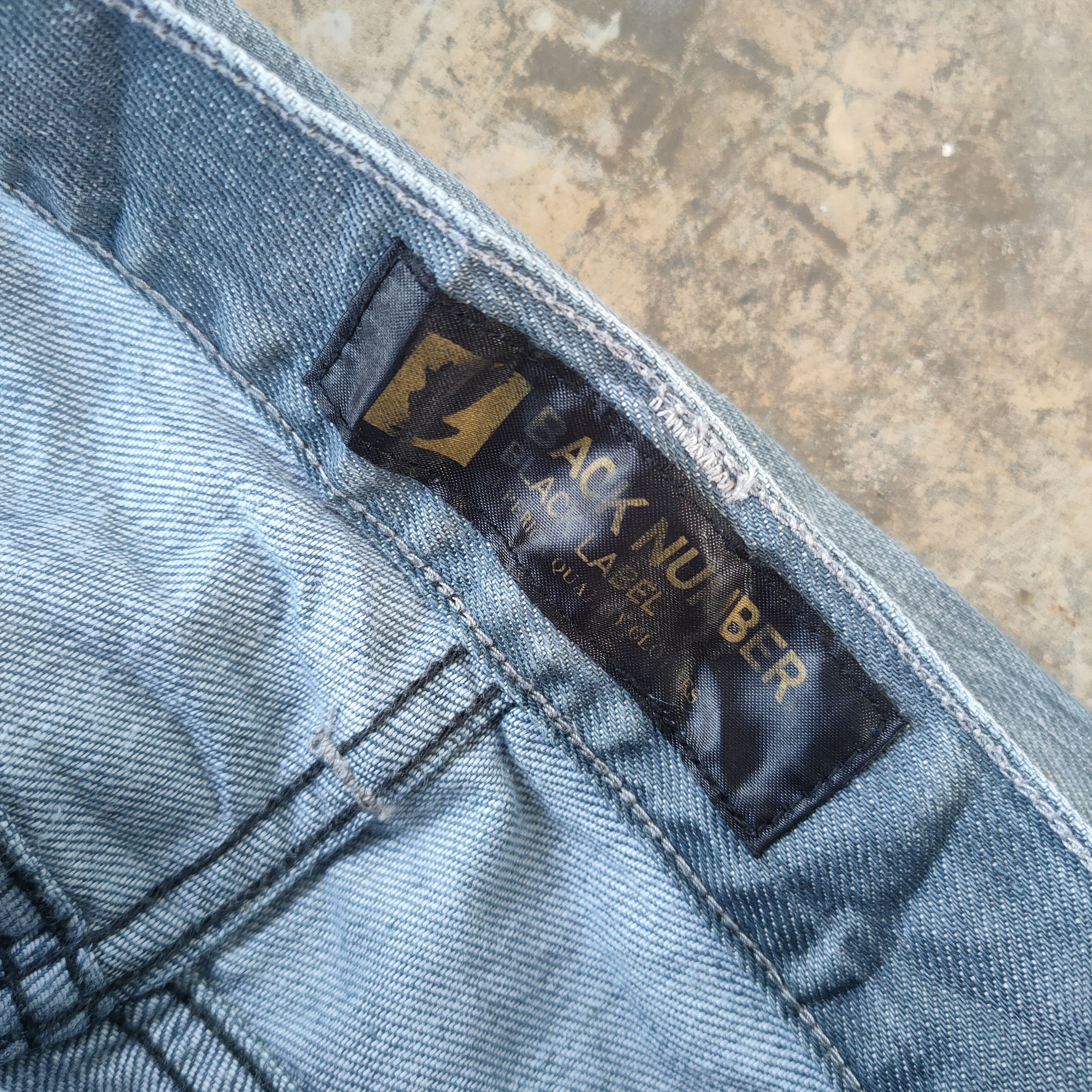 Black Label × Jean VINTAGE BACK NUMBER FADED RIPPED JEANS DENIM PANTS Size US 35 - 14 Thumbnail