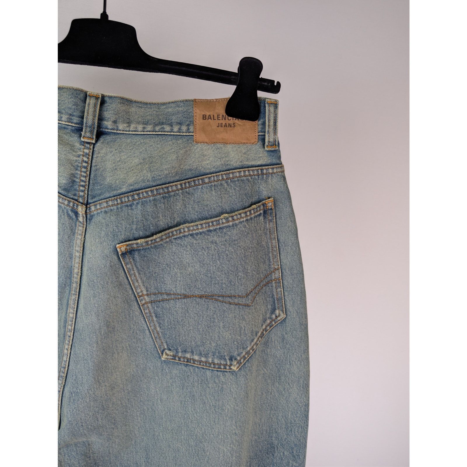 Balenciaga o1rshd1 Organic Japanese Denim Jeans in True Blue Size US 32 / EU 48 - 13 Thumbnail