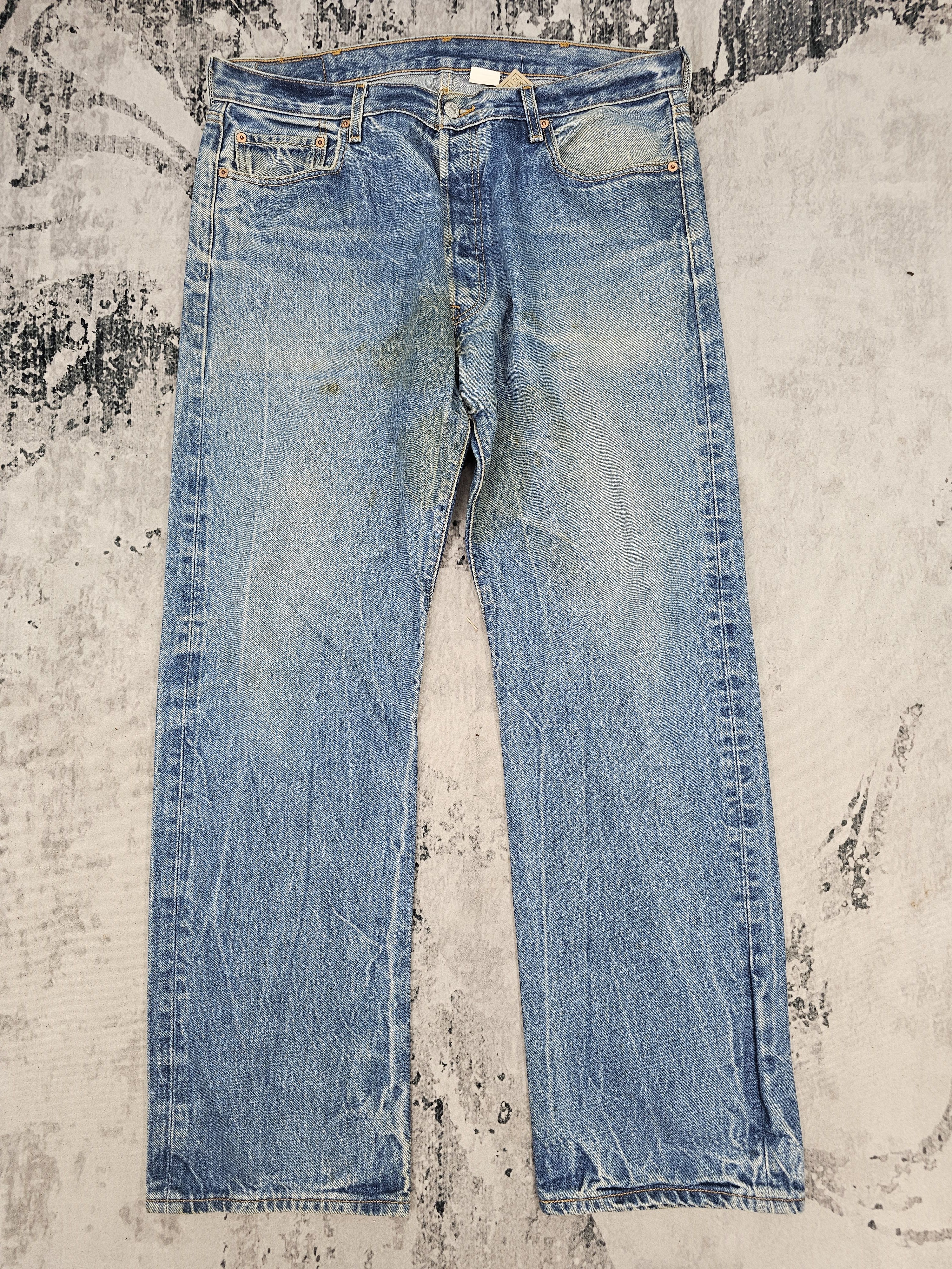 Vintage LEVIS 501 XX Stone Wash Blue Jeans L0455 Size 37X32