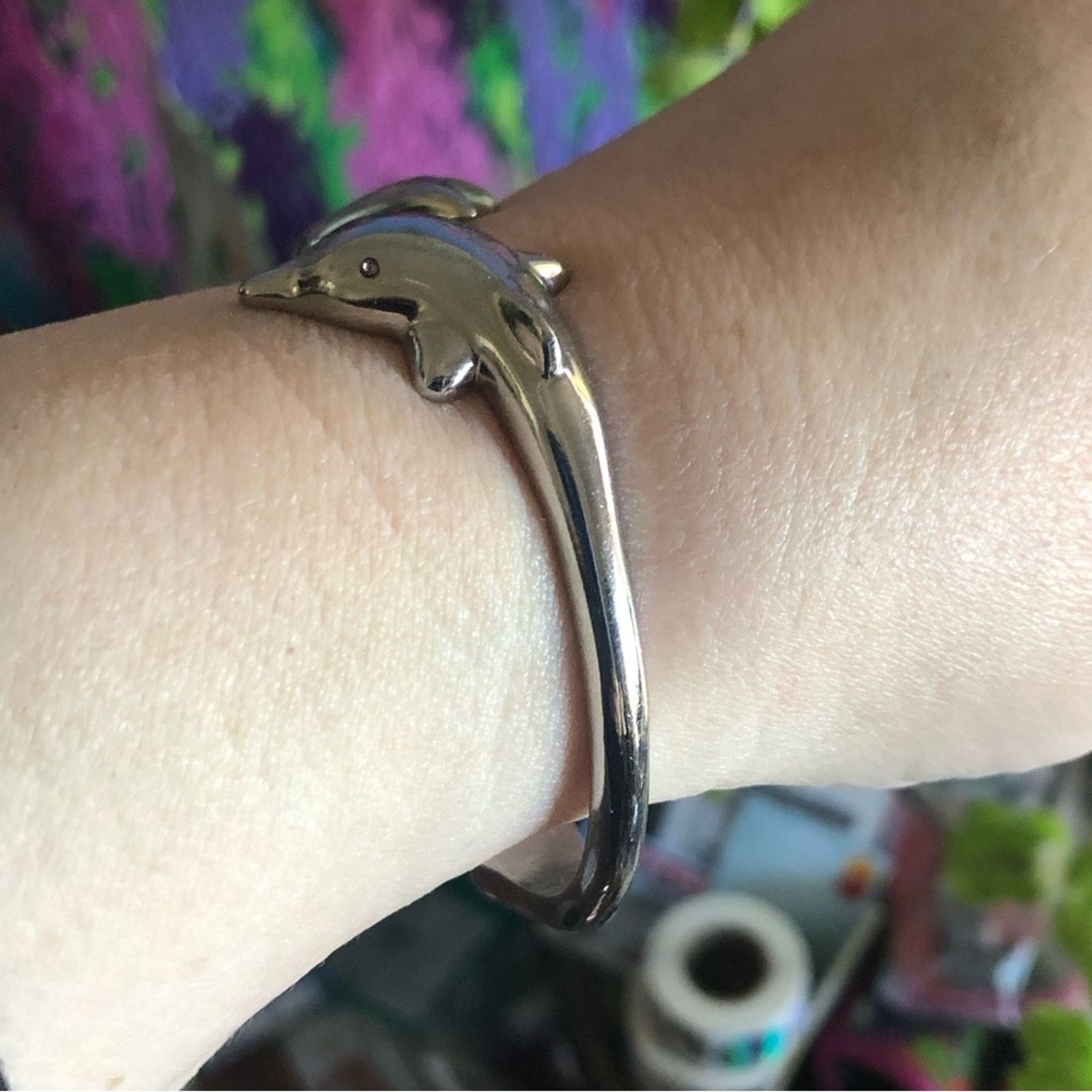 Jewelry Shiny silver plated dolphin clamp bracelet Size ONE SIZE - 7 Thumbnail