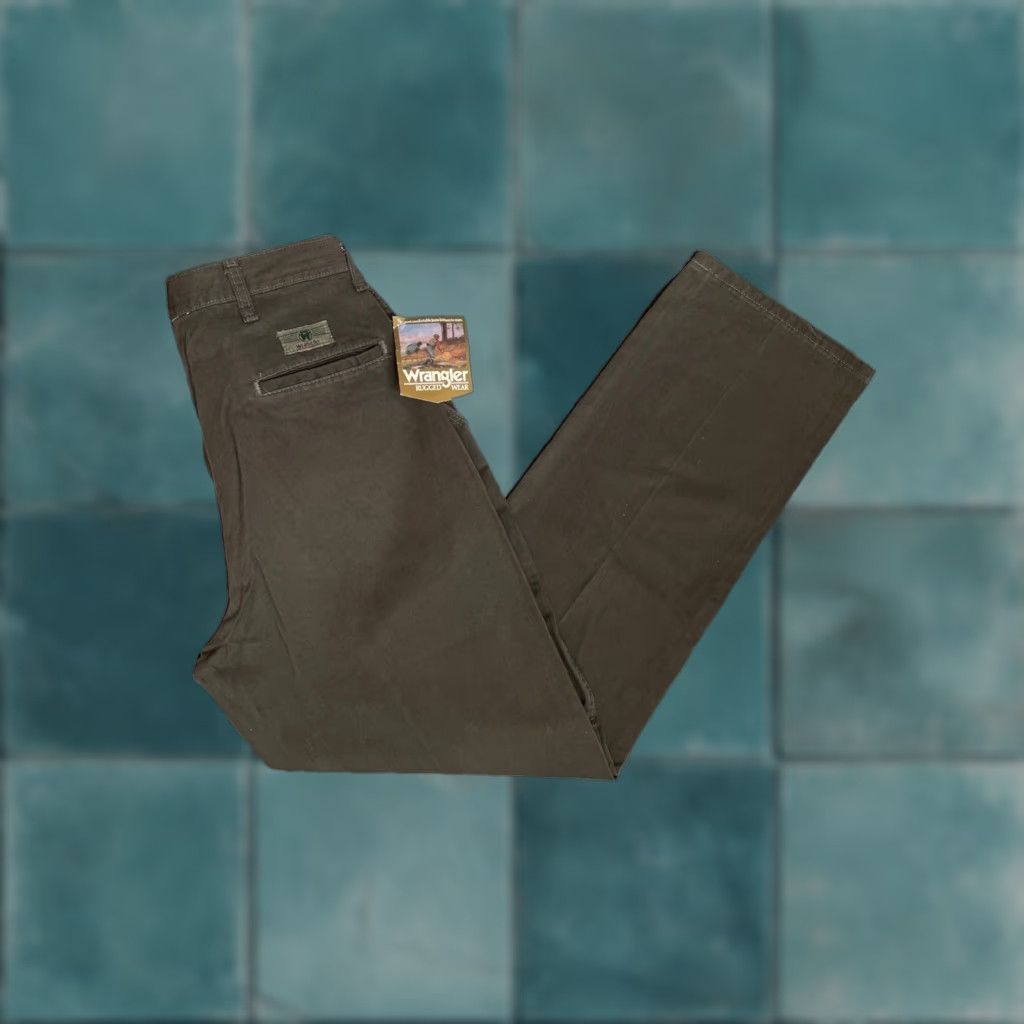 Wrangler VINTAGE Wrangler Rugged Wear Sportsman Jeans Men 34x32 Green 1990s USA Made NWT NOS Belt Loops Tapered奥 Size US 34 / EU 50 - 1 Thumbnail