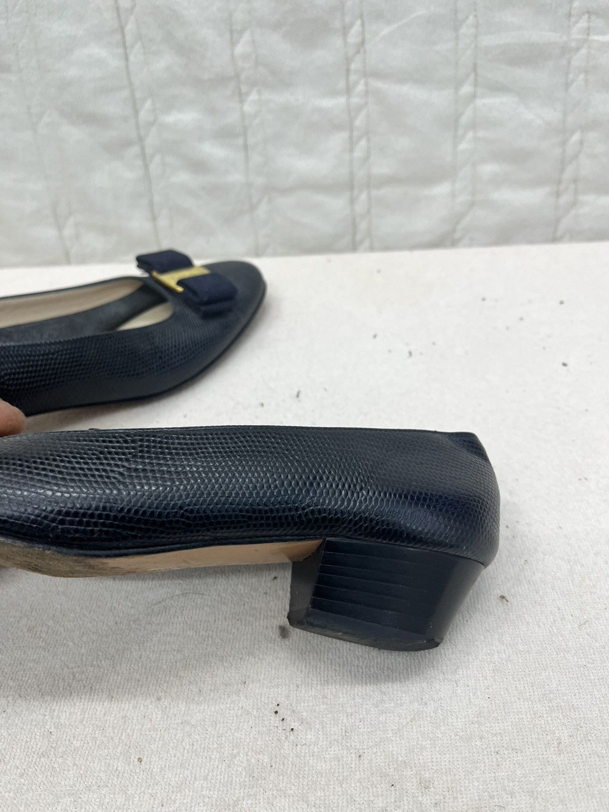 Salvatore Ferragamo SALVATORE FERRAGAMO PUMPS BLUE LEATHER SHOE Size US 5 / IT 35 - 9 Thumbnail