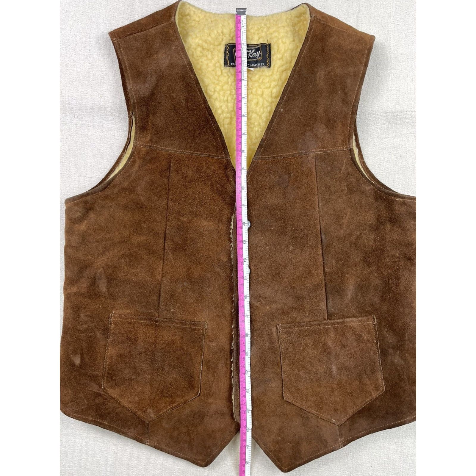 Vintage VINTAGE Joo-Kay Leather Vest Sherpa Lined Western USA 40 Men Brown 70s Work Vest Snap Buttons Mens Size US XXS / EU 40 - 7 Thumbnail