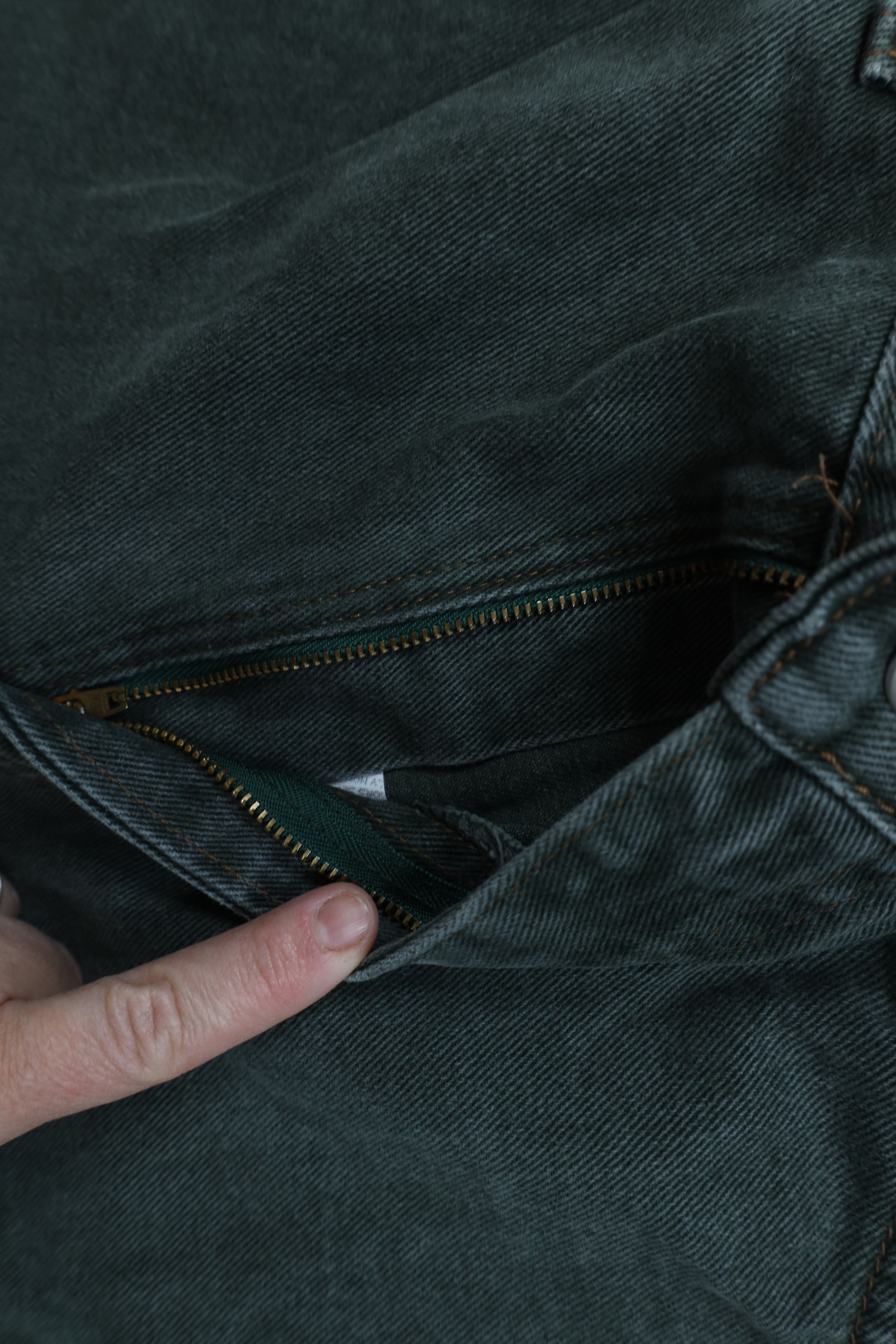 Lee × Vintage Vintage 90s Lee Hand Painted Smiley Face Jeans Green USA Size 36" / US 14 / IT 50 - 9 Thumbnail