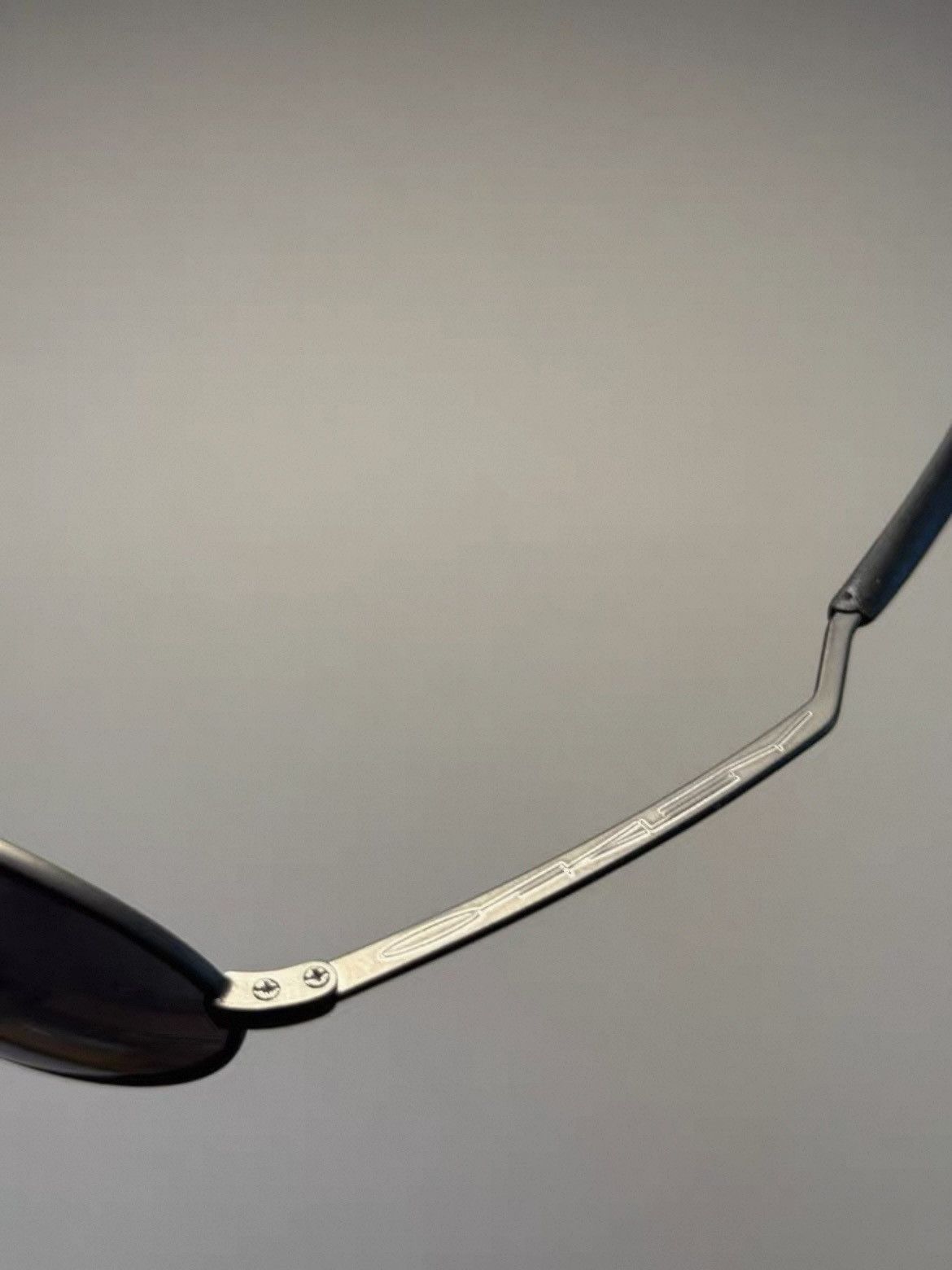 Oakley Oakley eWire Gen 1 – Black / Black Iridium (1992–1999) Size ONE SIZE - 6 Thumbnail