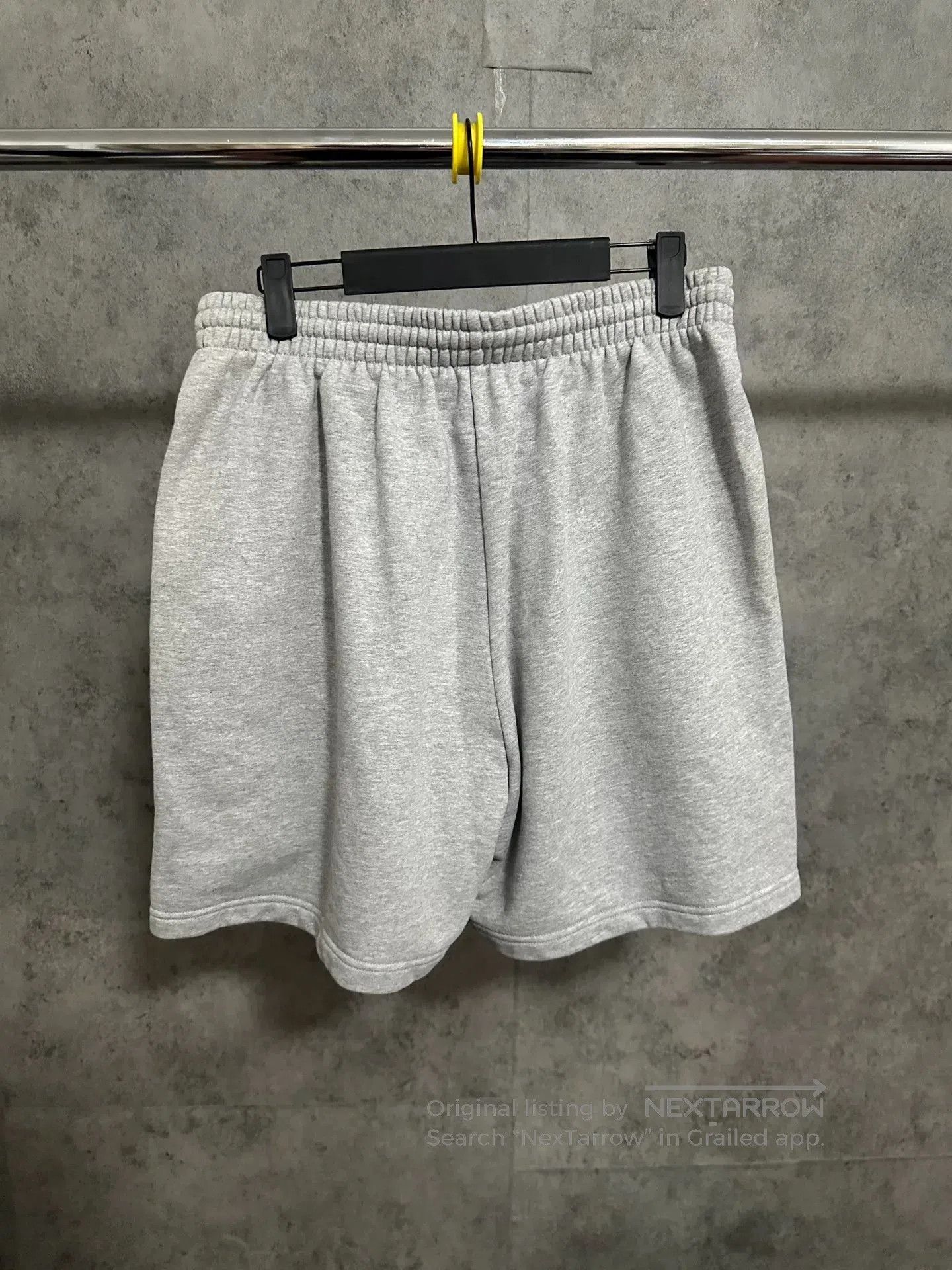 Balenciaga Balenciaga Embroidered Gray Shorts Size S. Size US 27 - 4 Thumbnail