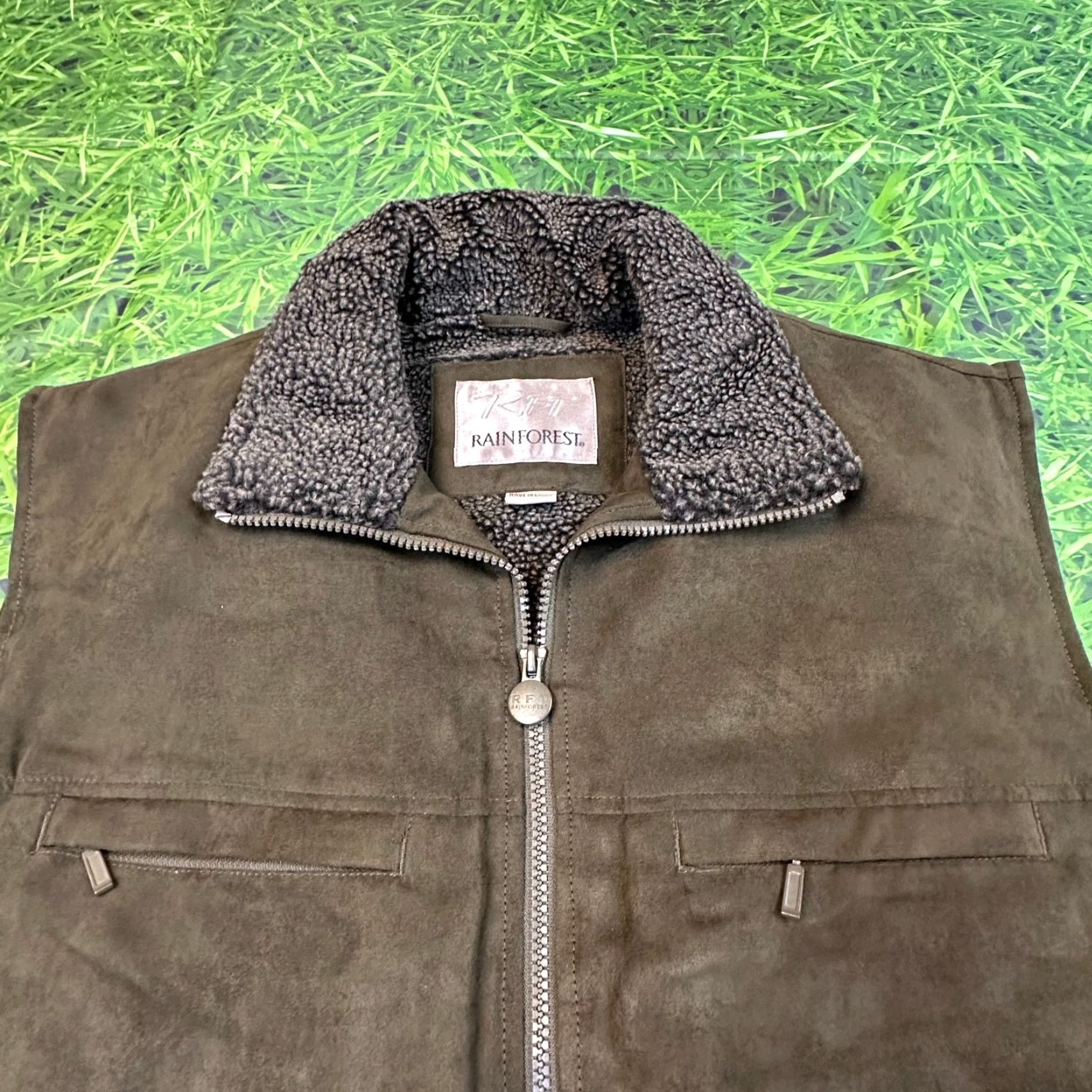 Olive Rainforest Vest Mens Large Olive Green Sherpa Lined Full Zip Pockets Size US L / EU 52-54 / 3 - 3 Thumbnail