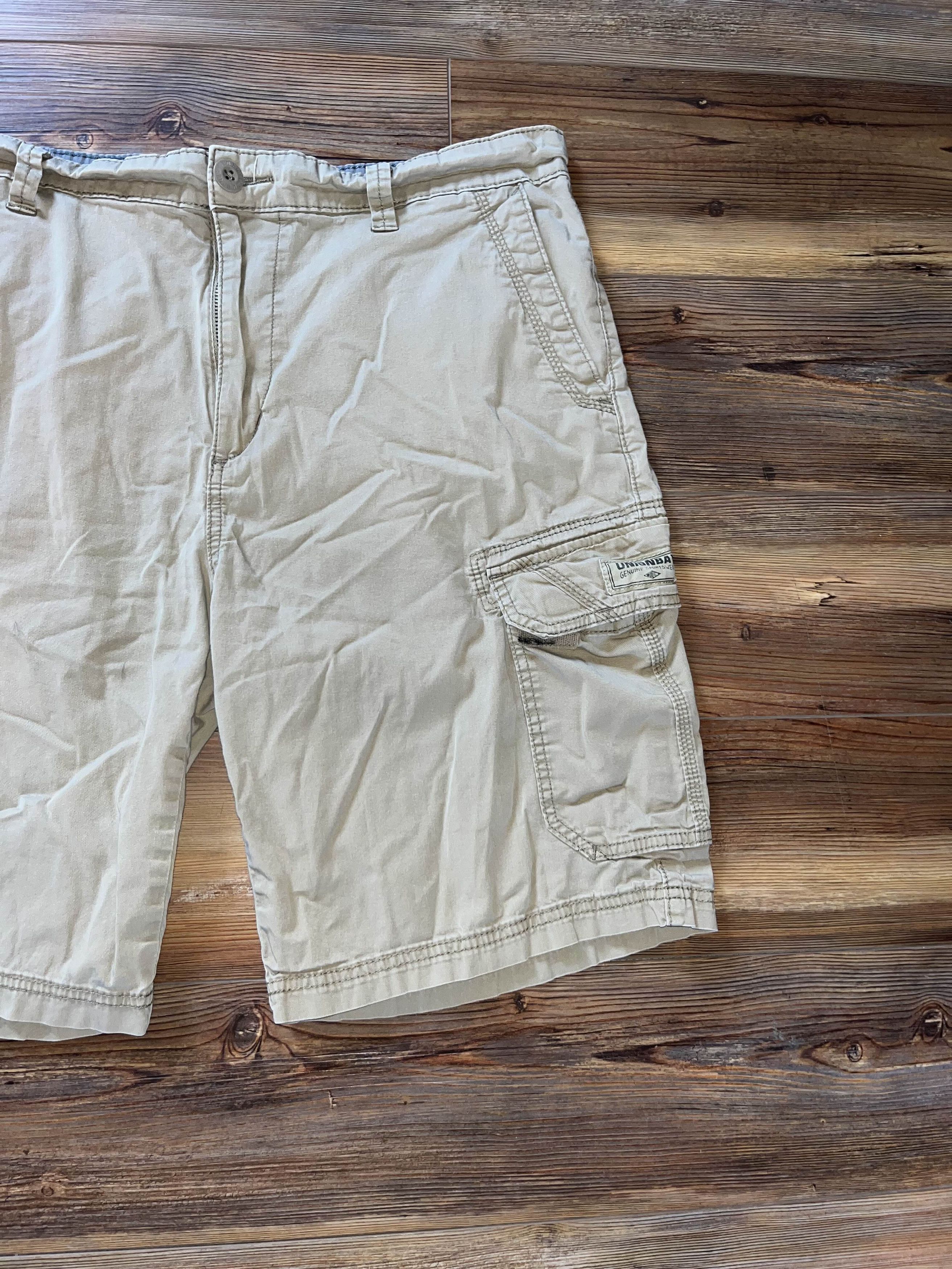 UNIONBAY Y2K Baggy Union Bay Khaki Cargo Shorts Size US 36 / EU 52 - 3 Thumbnail