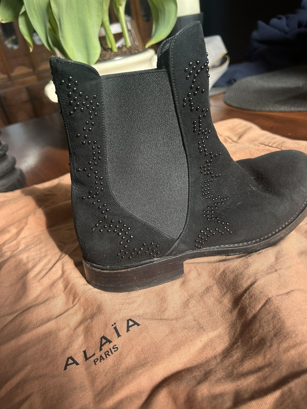 Alaia ALAIA studded suede Chelsea boots black Size US 6.5 / IT 36.5 - 3 Thumbnail