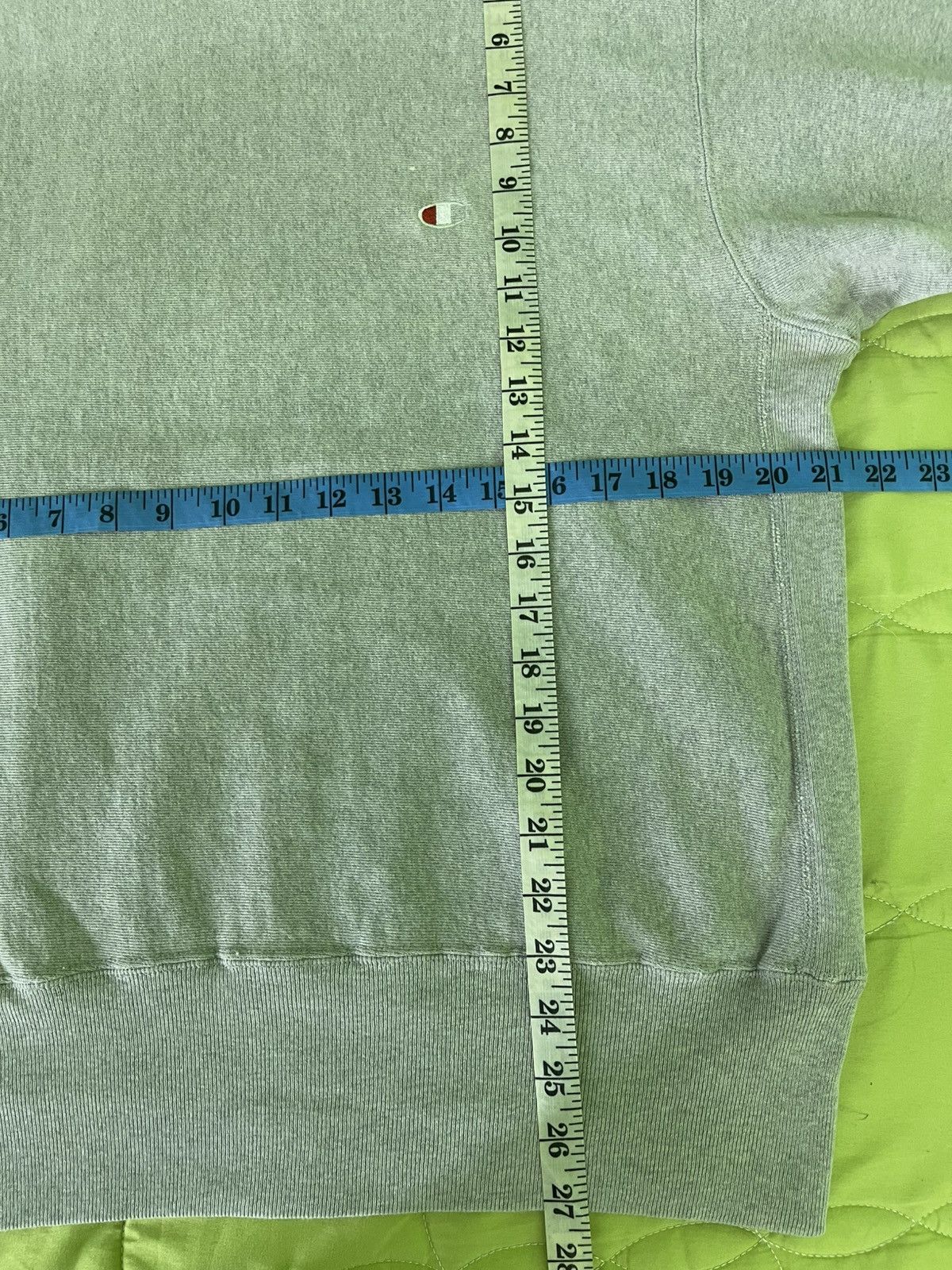 Champion Vintage Champion Reverse Weave Small Logo Grey Sweatshirt Size US M / EU 48-50 / 2 - 9 Thumbnail