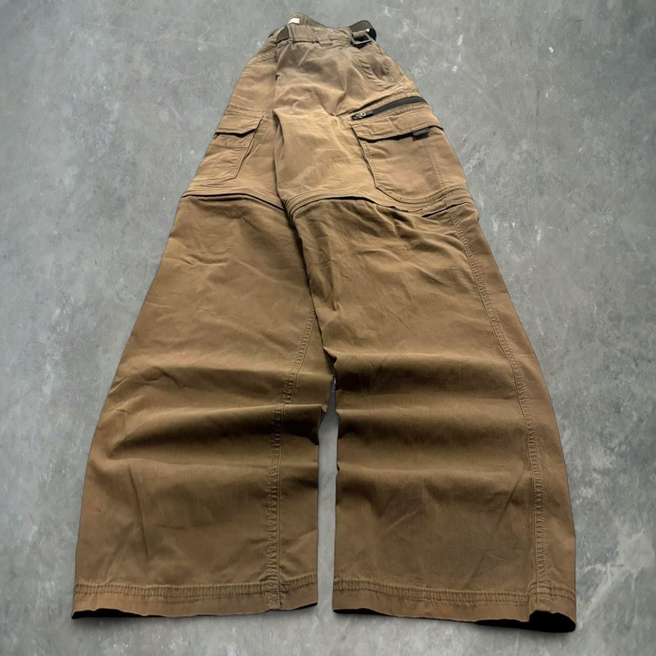 Vintage Crazy Vintage Y2K 2000s Baggy Brown Sunfaded Cargo Pants That Can Unzip Into Cargo Shorts with Built in Belt! Size US 34 / EU 50 - 1 Thumbnail