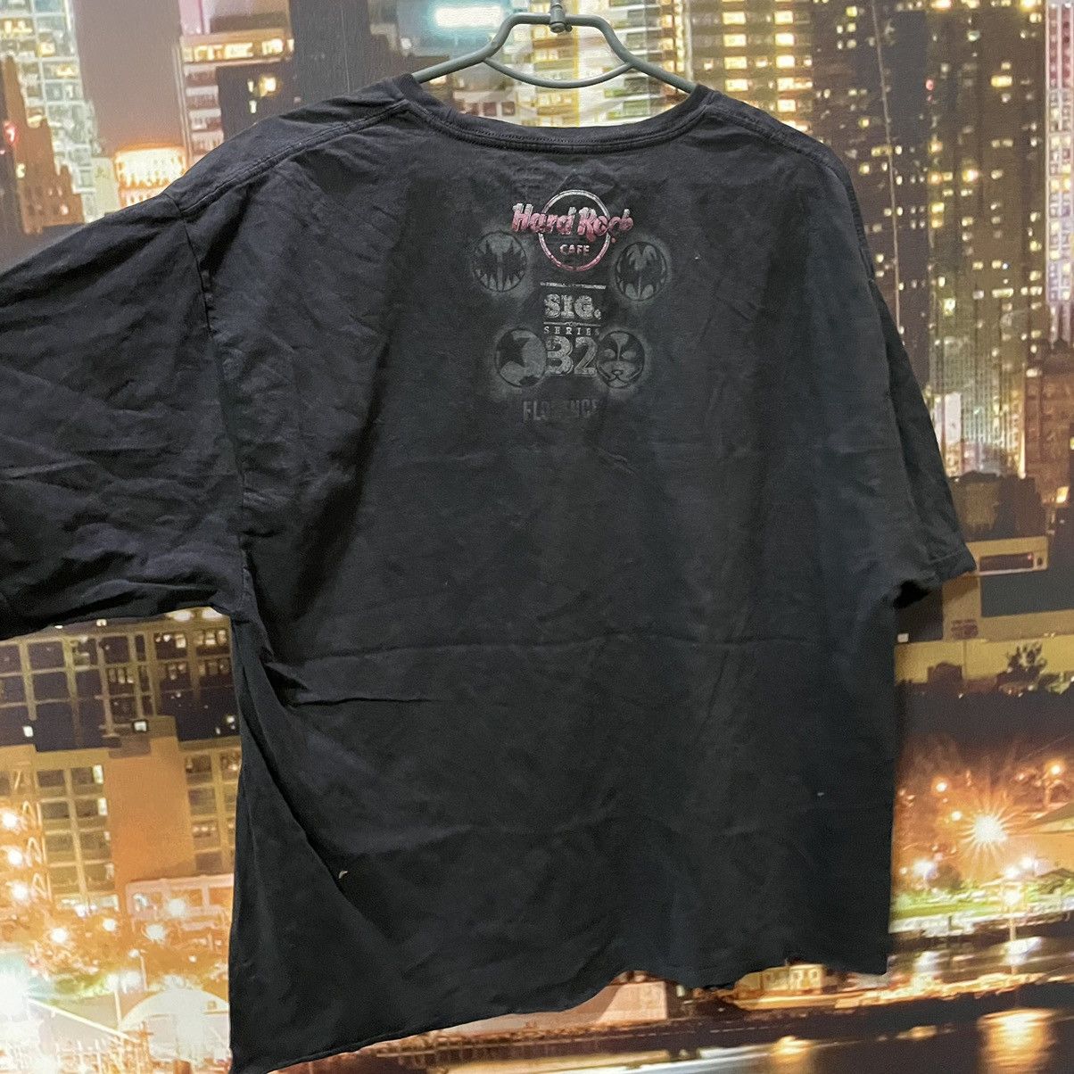Vintage Vintage 90s Thrashed Graphic Tee Grunge Punk Humor Cropped M Size US M / EU 48-50 / 2 - 5 Thumbnail