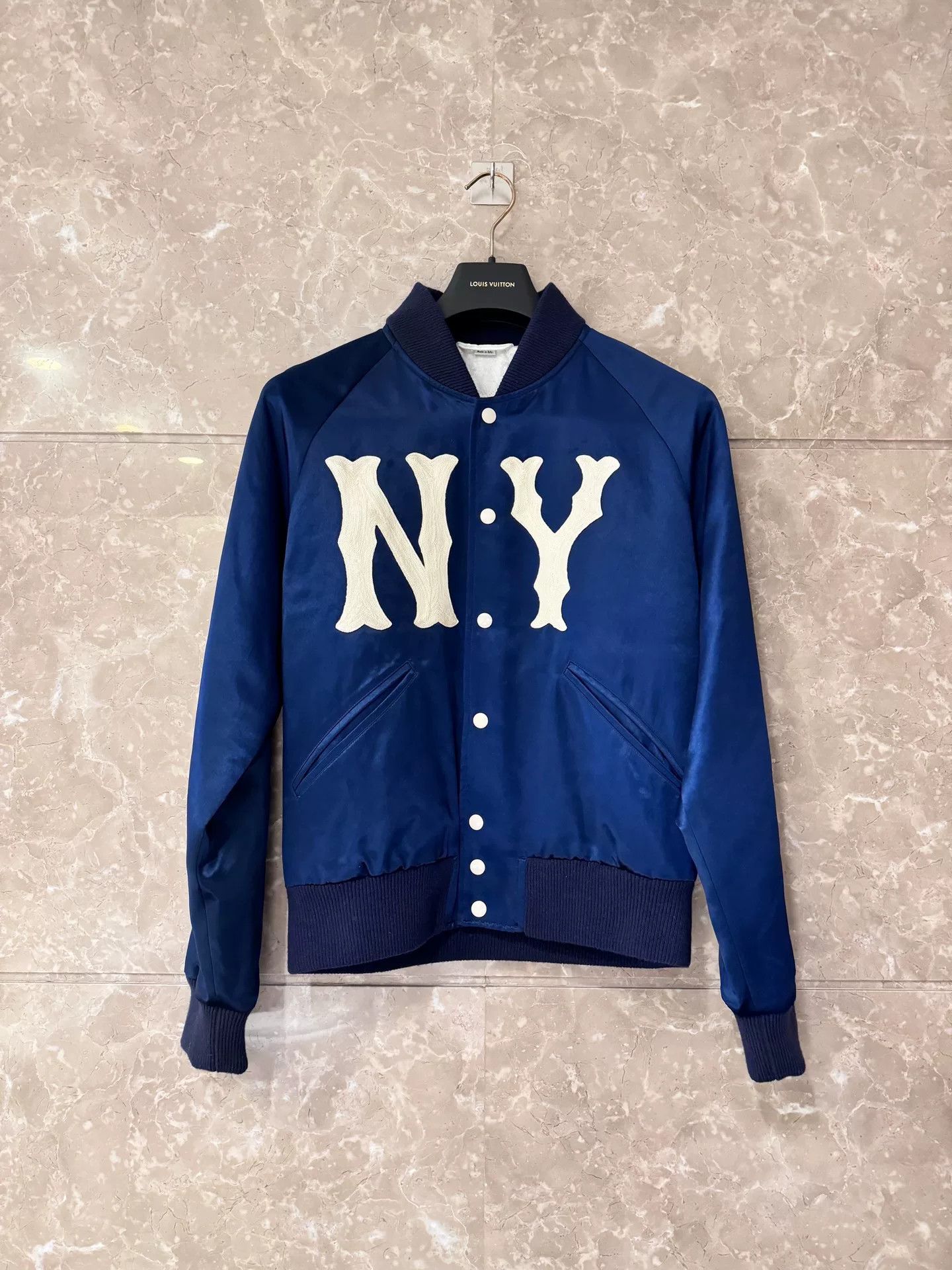 Gucci Gucci x MLB NY Logo Silk Baseball Jacket Size US S / EU 44-46 / 1 - 1 Thumbnail