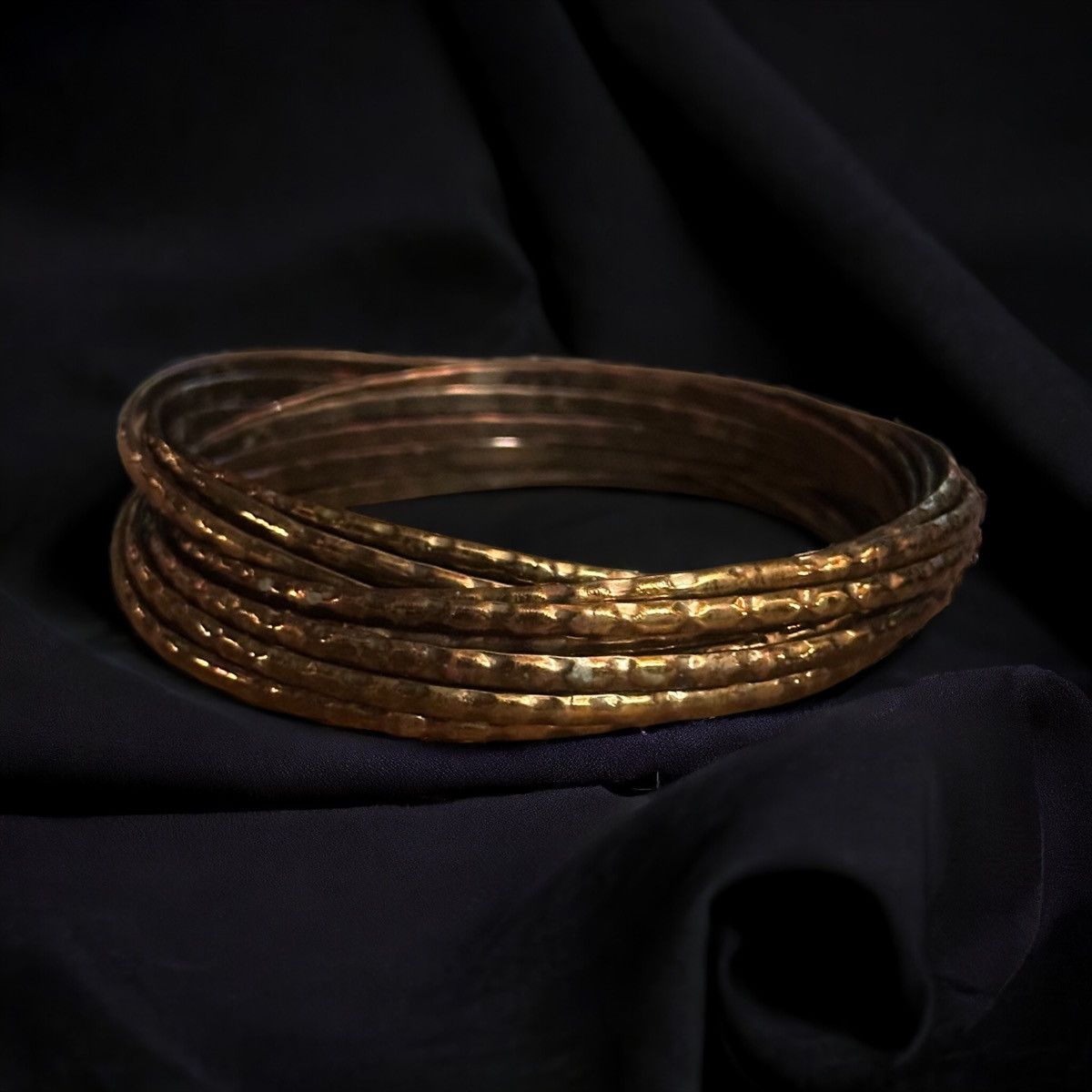 Other Brass tone intertwined bangle bracelet Size ONE SIZE - 1 Thumbnail