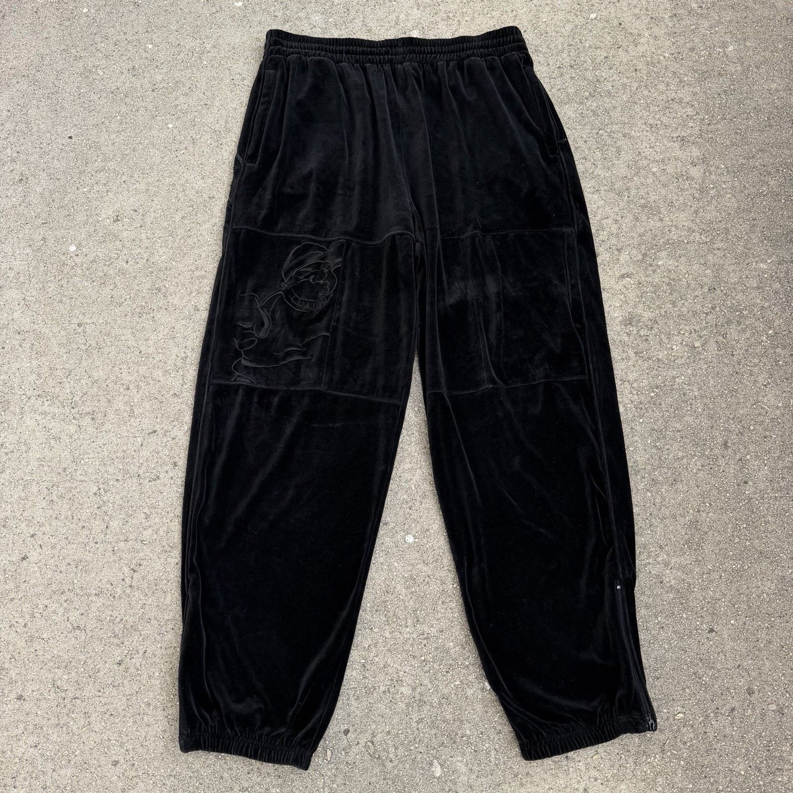 Southpole × Vintage Vintage Y2K Southpole Fat Albert Black Velour Trackpants Size US 34 / EU 50 - 1 Thumbnail