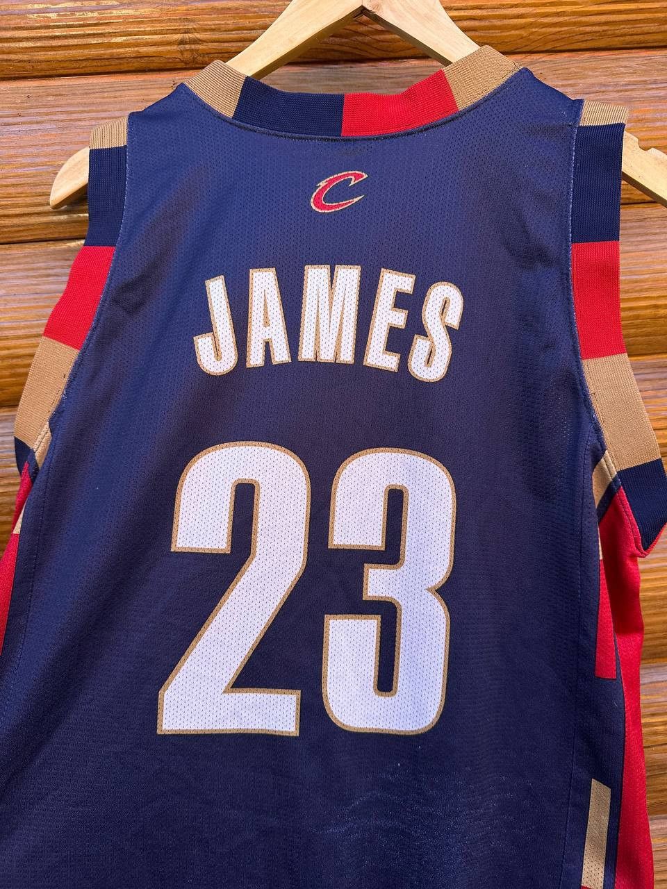 Champion LeBron James Cleveland Cavaliers 23 Jersey Champion NBA Cavs Size US S / EU 44-46 / 1 - 4 Thumbnail