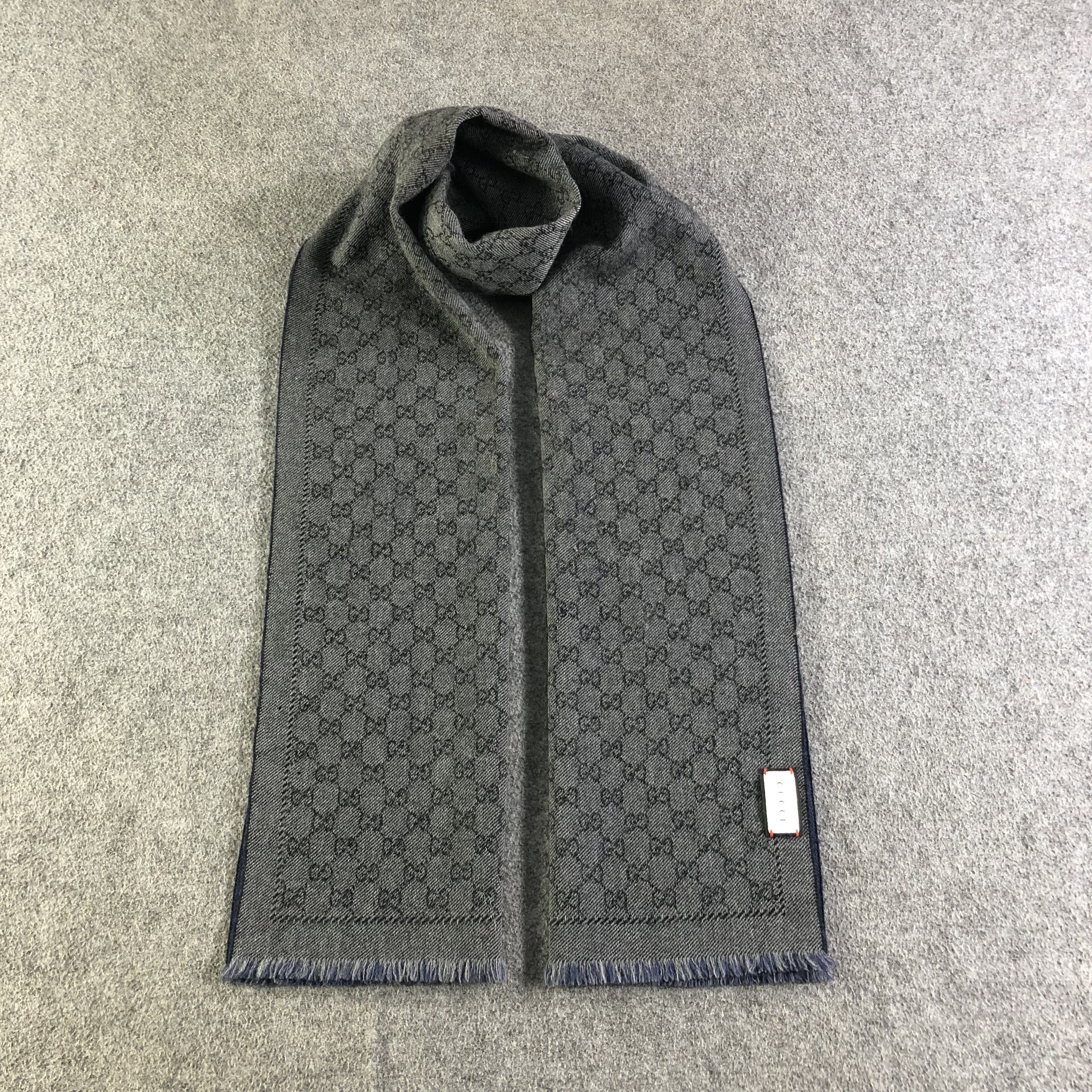 Gucci Gucci Monogram GG Full Print Wool Scarf Muffler V2628 Size ONE SIZE - 1 Thumbnail