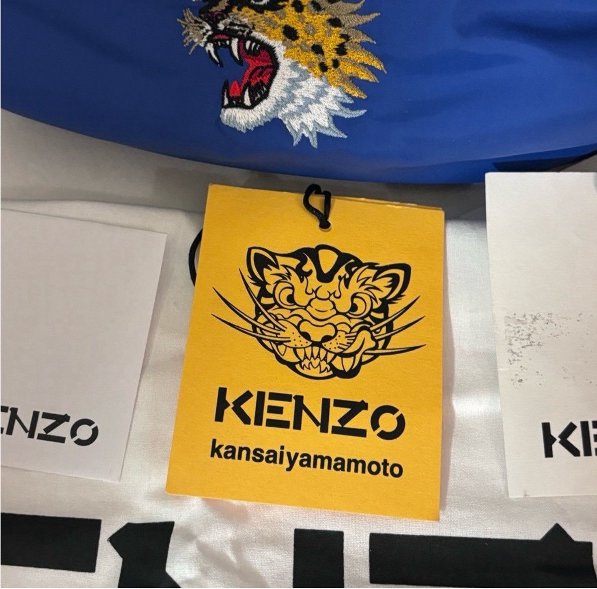 Kenzo NWT $400 Kenzo bag blet Size ONE SIZE - 8 Thumbnail