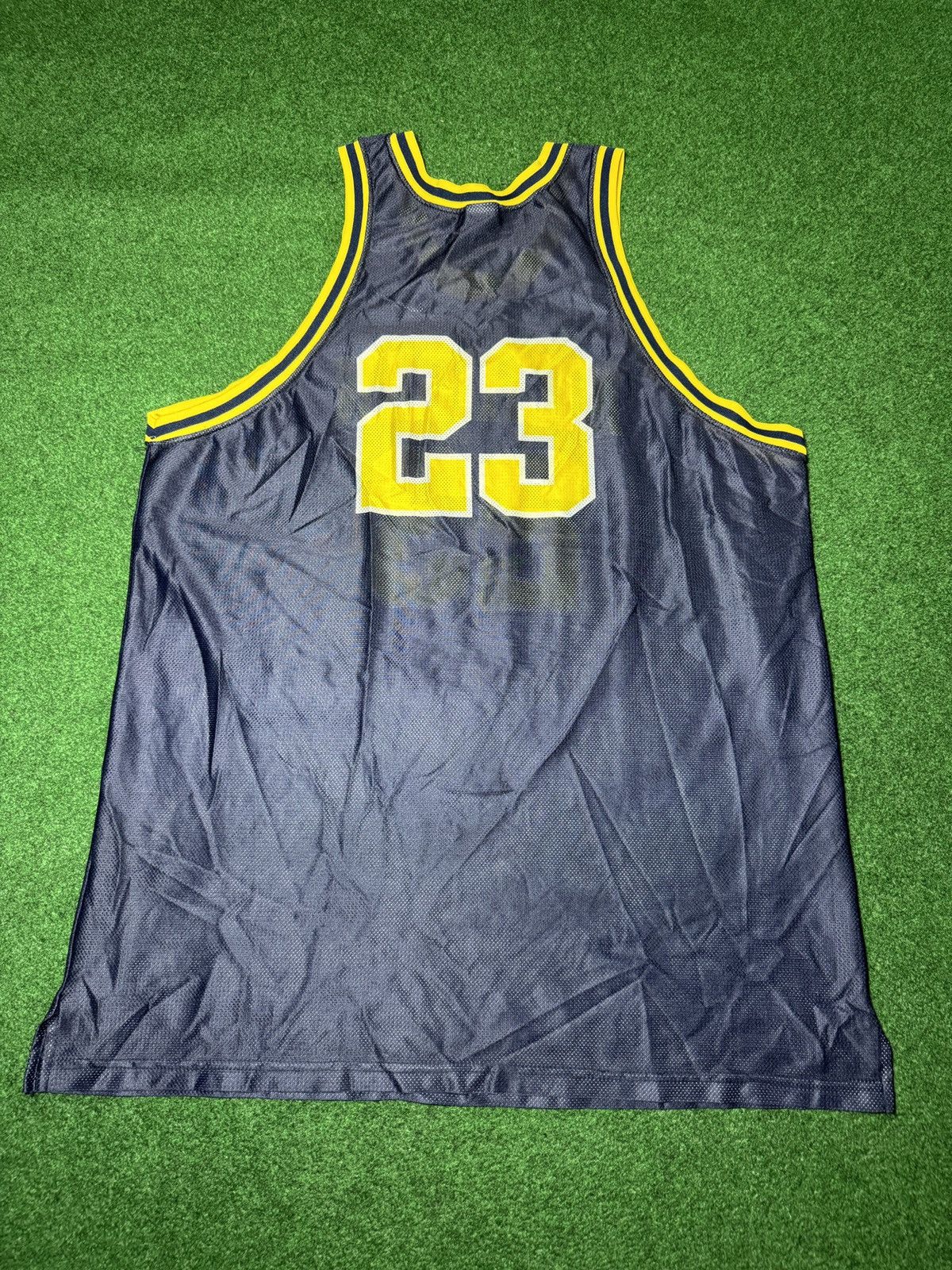 NBA × Nike × Vintage Vintage 90s Nike Michigan State Wolverine Basketball Jersey Size US XXL / EU 58 / 5 - 3 Thumbnail