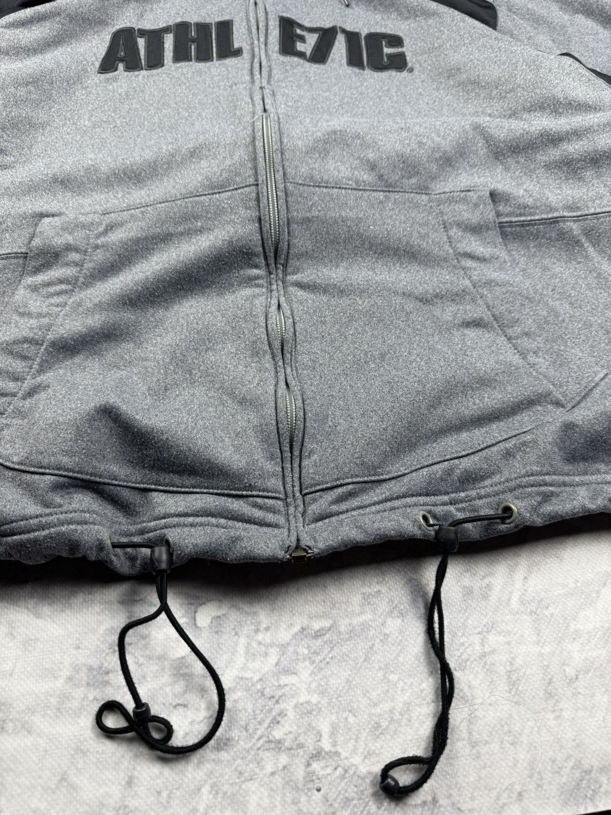 Nike × Vintage NIKE VINTAGE CENTER LOGO OVERSIZE BOXY HOODIE Size US XL / EU 56 / 4 - 2 Thumbnail