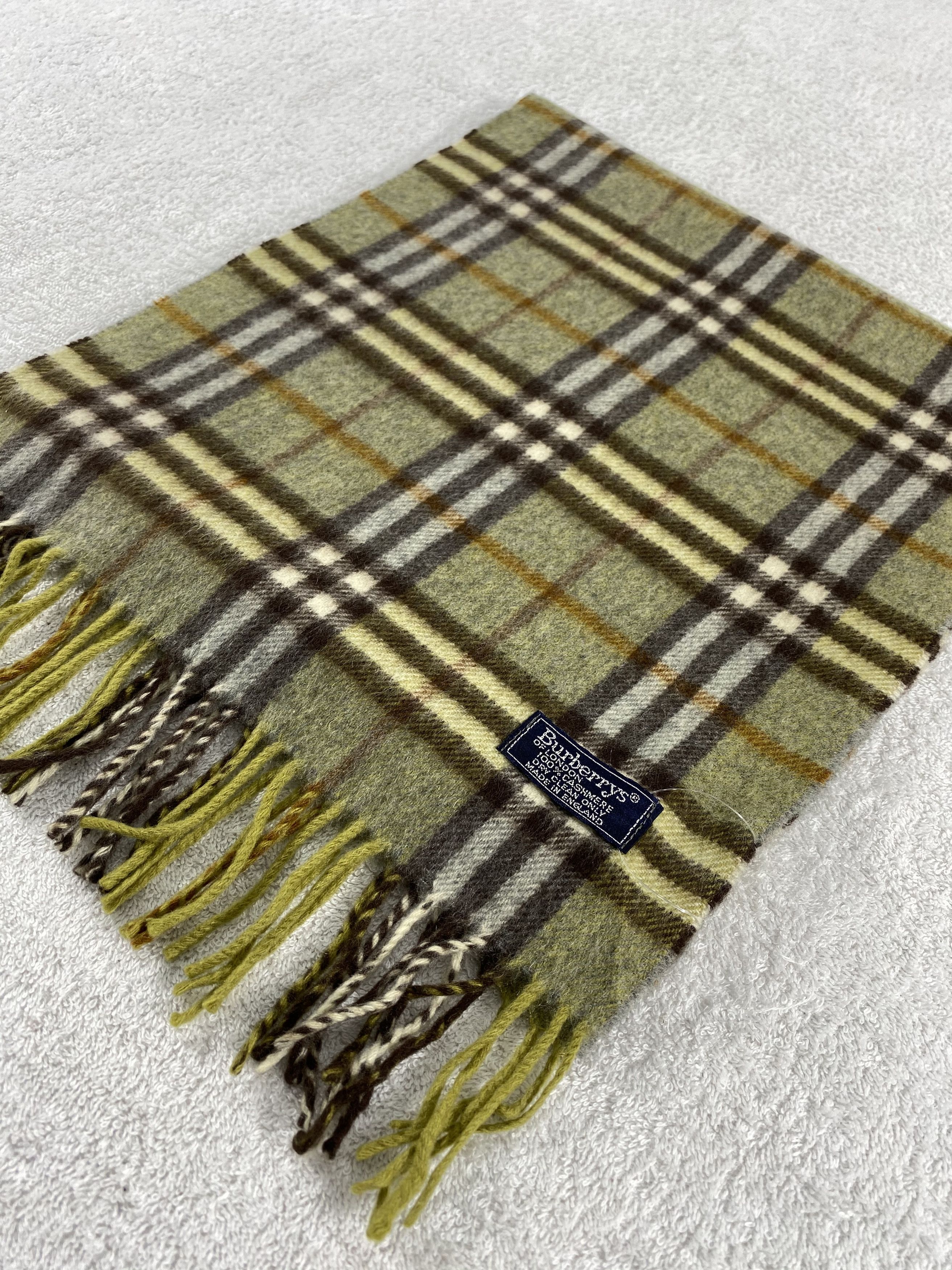 Burberry Vintage Burberry Scarf/Muffler/Neckwear MF609 Size ONE SIZE - 3 Thumbnail