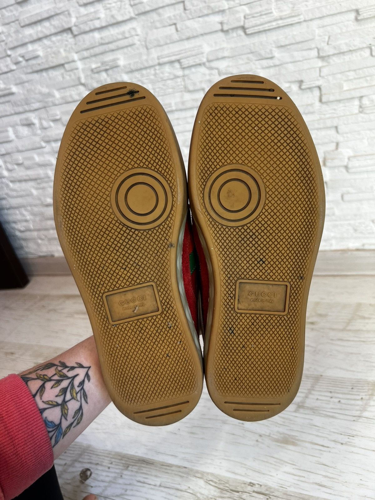 Gucci Gucci Red Suede Nylon Sneakers 494761 Size 38.5 / US 8.5 Size US 8.5 / IT 38.5 - 7 Thumbnail