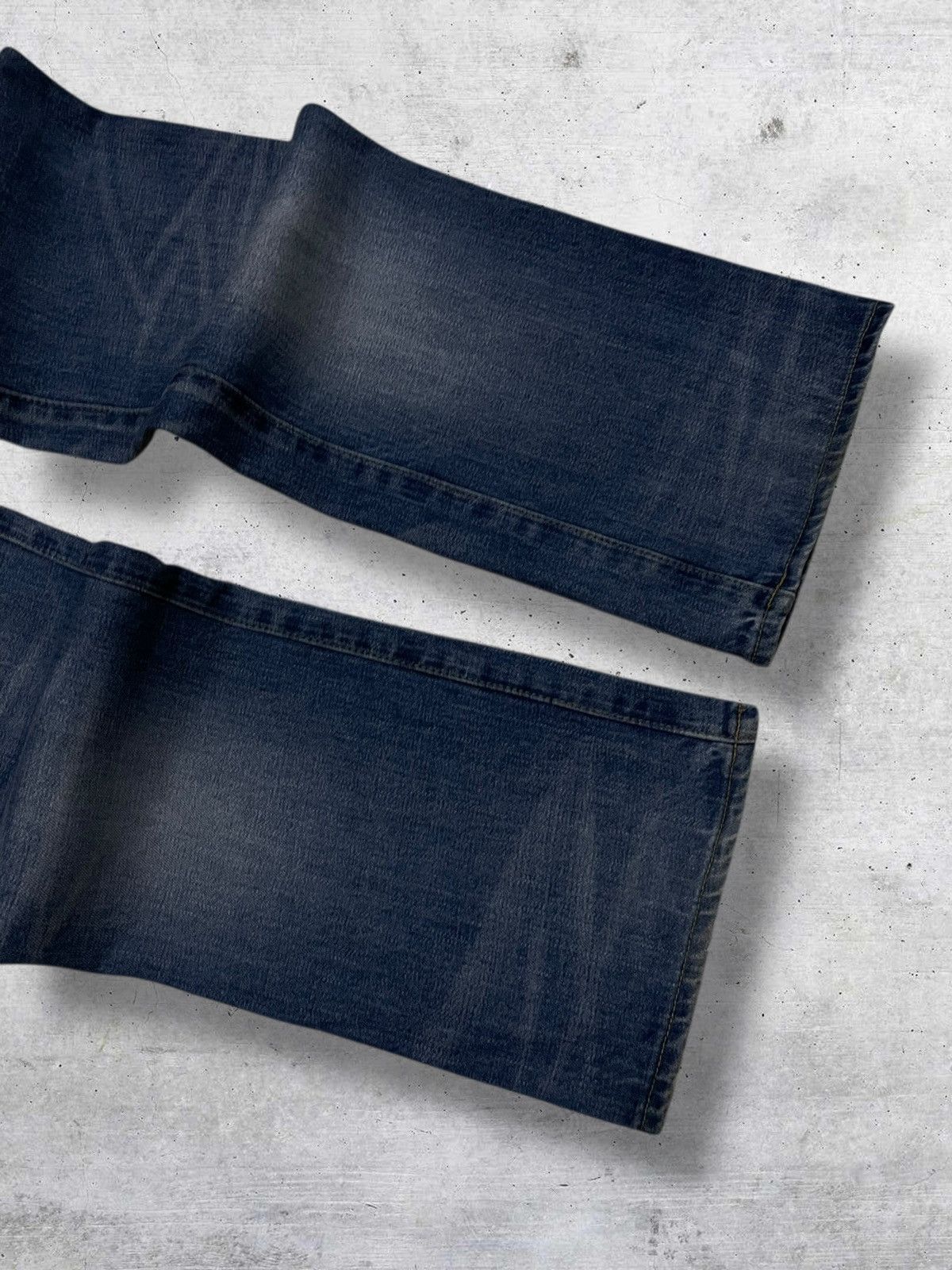 Takeo Kikuchi VINTAGE TAKEO KIKUCHI ARCHIVE CLASSIC KOI CRAFTED DENIM Size US 32 / EU 48 - 14 Thumbnail