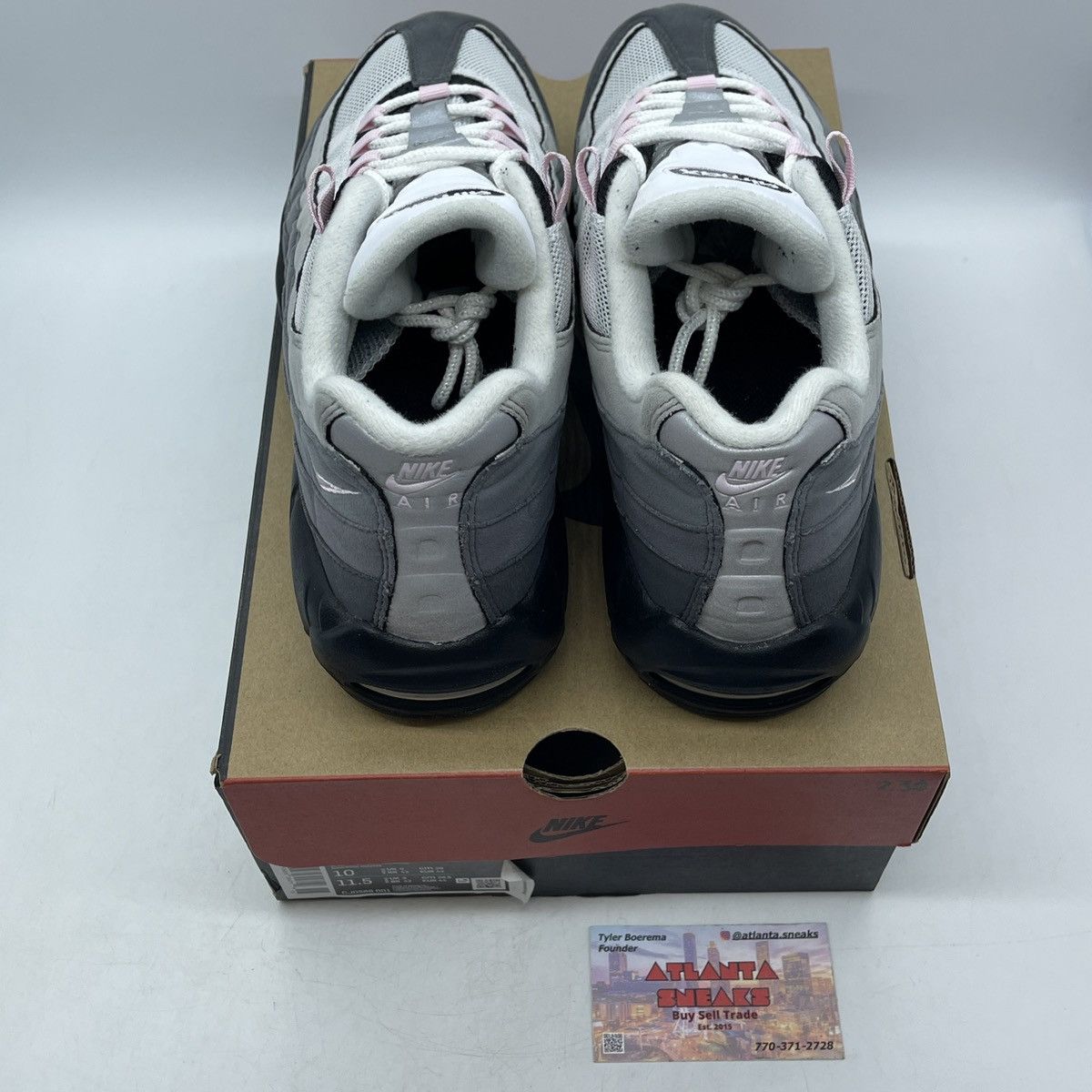 Nike Air max 95 pink foam Size US 10 / EU 43 - 6 Thumbnail