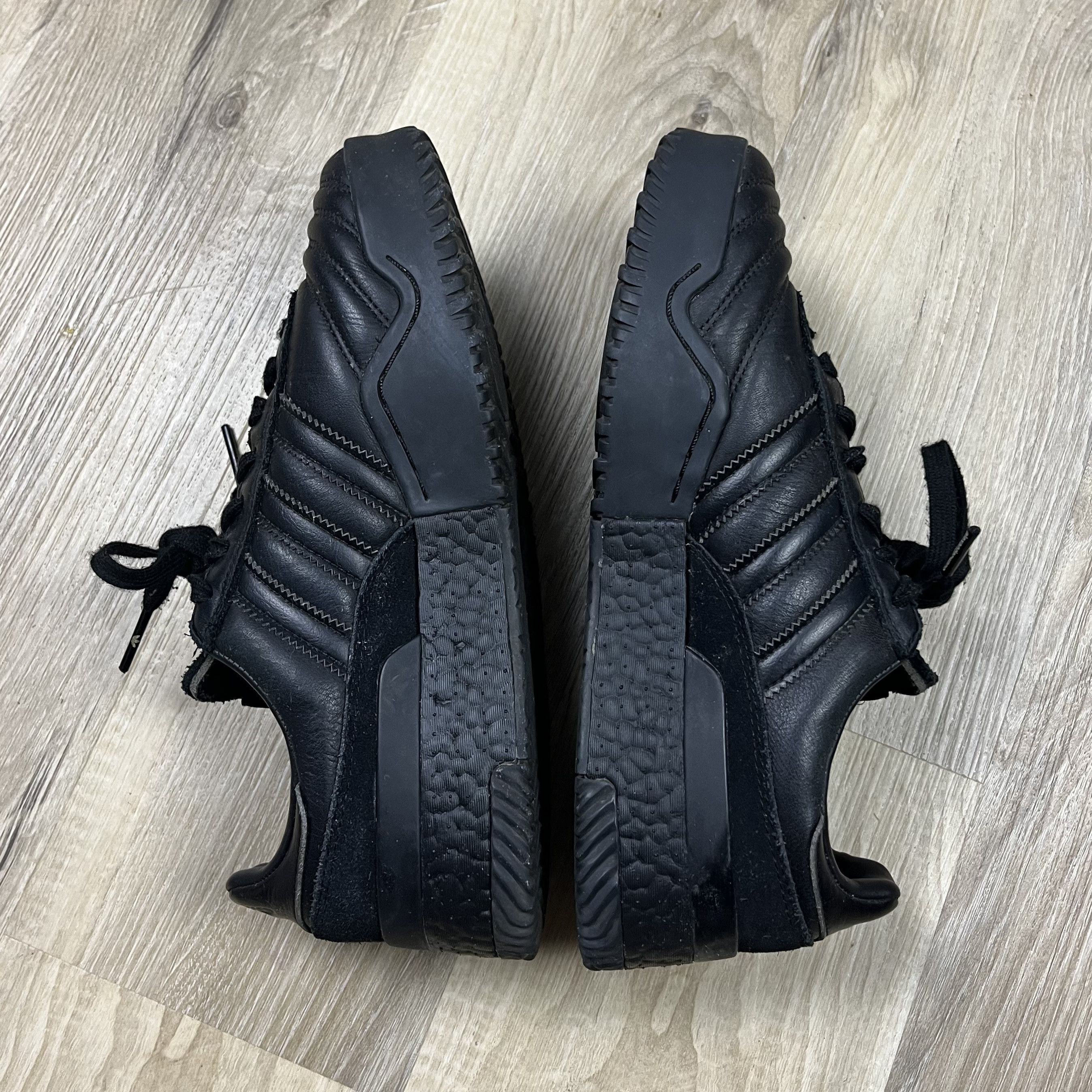 Adidas × Alexander Wang Adidas Alexander Wang BBall Soccer Triple Black Size US 6 / EU 39 - 5 Thumbnail