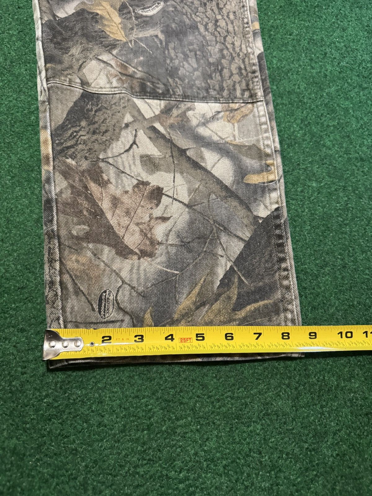 Realtree Vtg Y2K Wrangler Realtree Baggy Skater Hip Hop Camo Pants Size US 37 - 7 Thumbnail