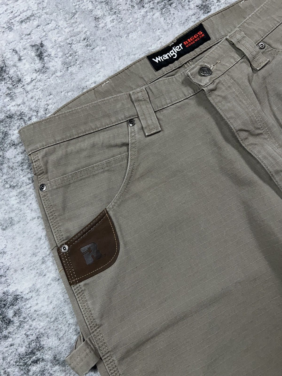 Vintage × Wrangler Y2K Wrangler Riggs Carpenter Shorts 36 Size US 36 / EU 52 - 4 Thumbnail