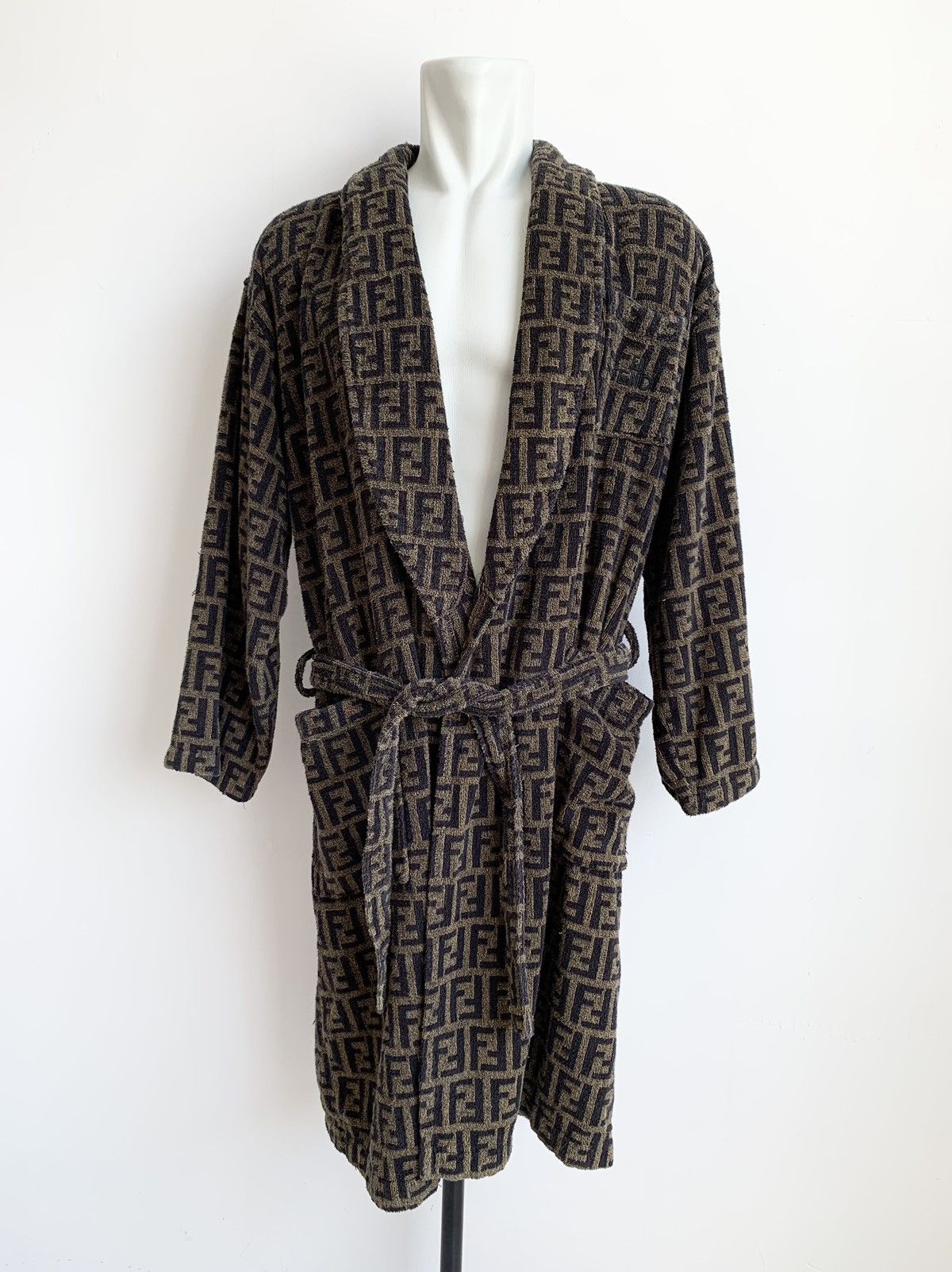 Fendi Vintage Fendi Zucca Bathrobe Teleria Size US L / EU 52-54 / 3 - 1 Thumbnail