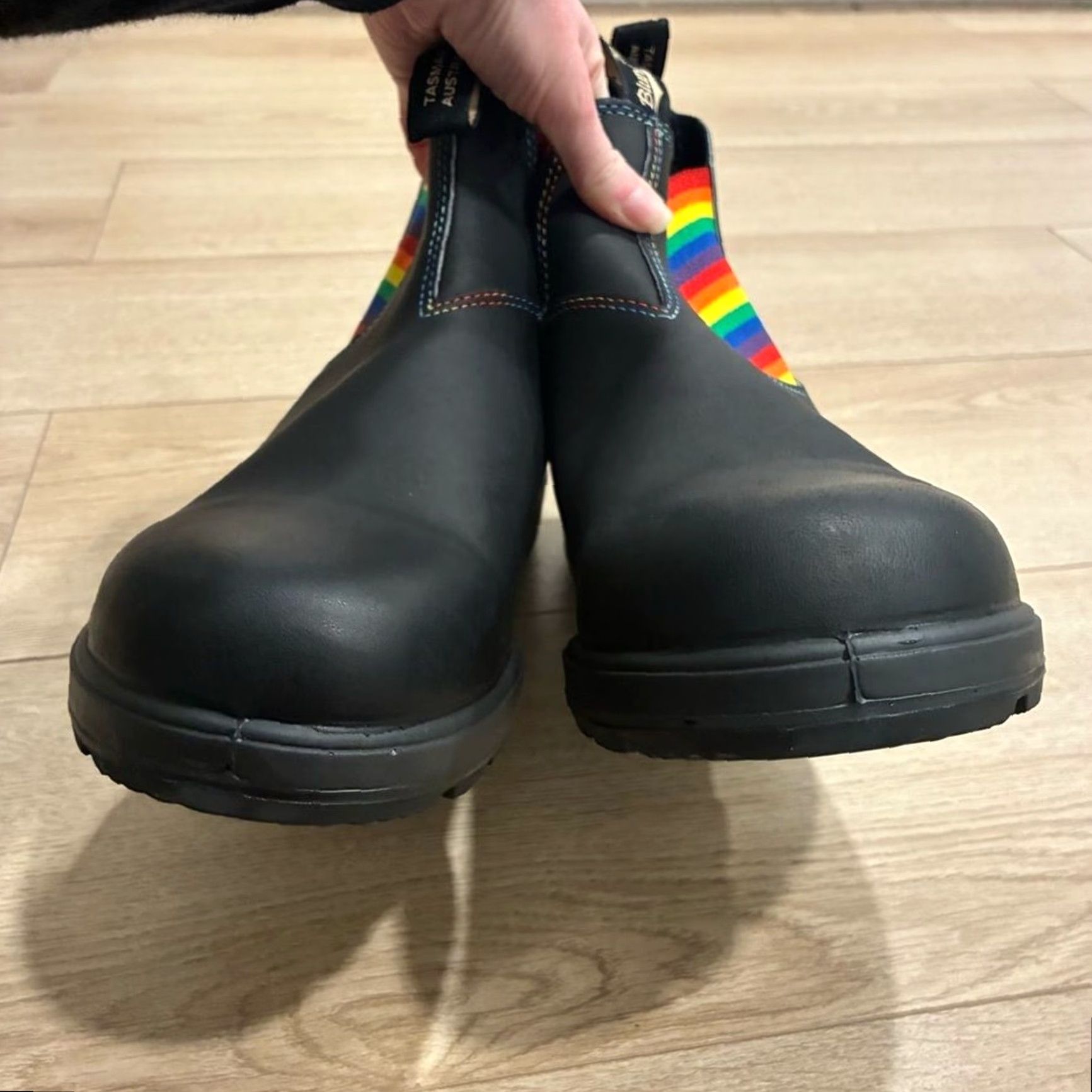 Blundstone VINTAGE Blundstone Men’s Original Chelsea Boot Black Rainbow Leather Size 13 Mens Boots Black Rainbow Leather Chelsea Boot 13 Size US 13 / EU 46 - 5 Thumbnail