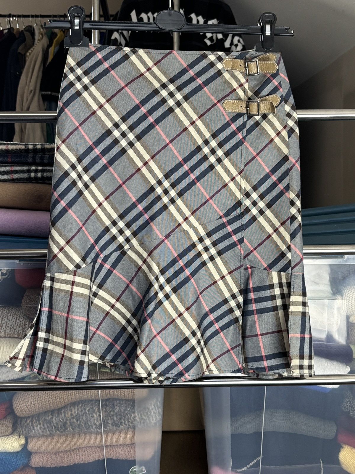 Burberry Burberry Blue Label Nova Check Skirt Japanese Vintage Rare Size 27" / US 4 / IT 40 - 1 Thumbnail