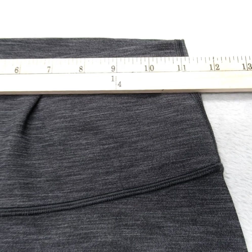Lululemon VINTAGE Lululemon Align Leggings Womens Capri 4 Gray High Waist Wide-Leg 9in Inseam Yoga Running Size 27" / US 4 / IT 40 - 7 Thumbnail