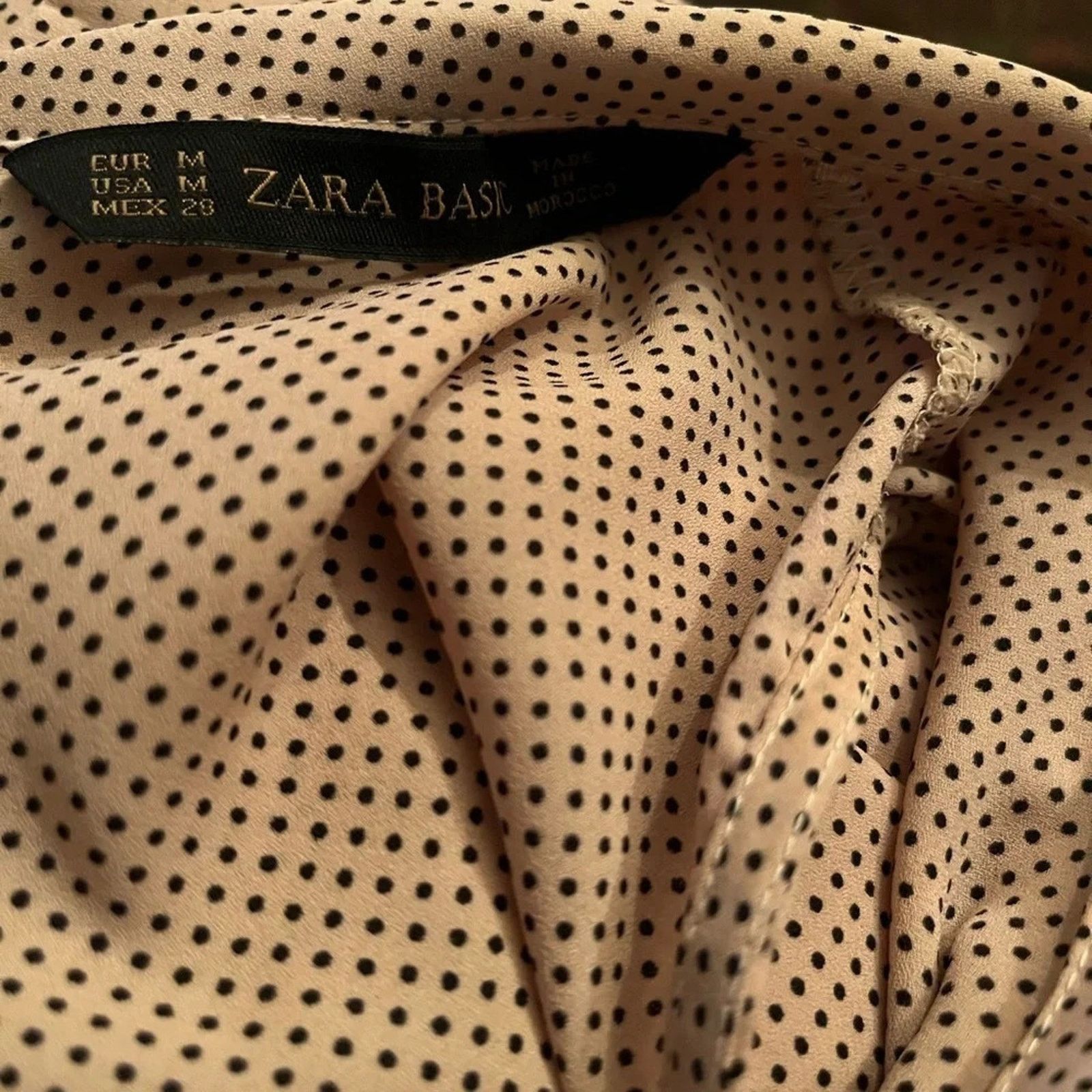 Zara Zara Basics top, size Medium Size M / US 6-8 / IT 42-44 - 3 Thumbnail