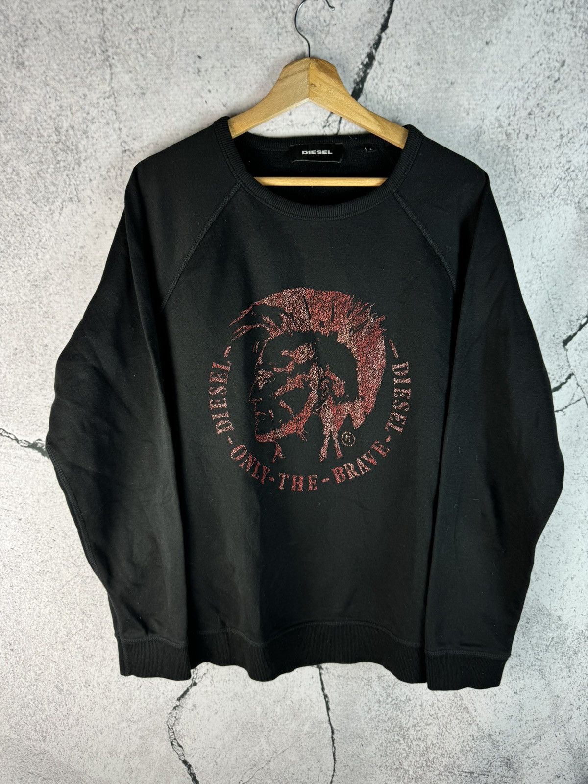 Diesel Vintage Diesel Crewneck Sweatshirt Big Logo Size US L / EU 52-54 / 3 - 1 Thumbnail