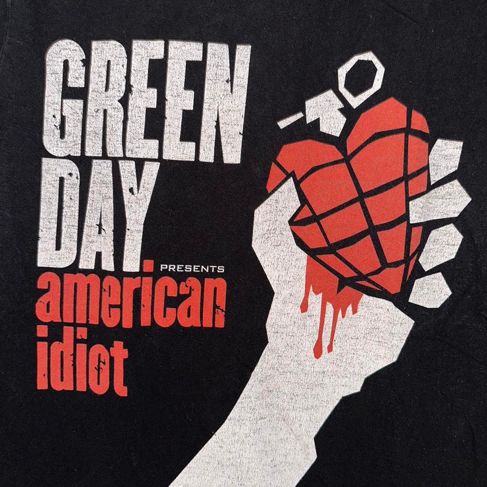 Band Tees Green Day American Idiot Band Tee Emo size S Size US S / EU 44-46 / 1 - 2 Thumbnail